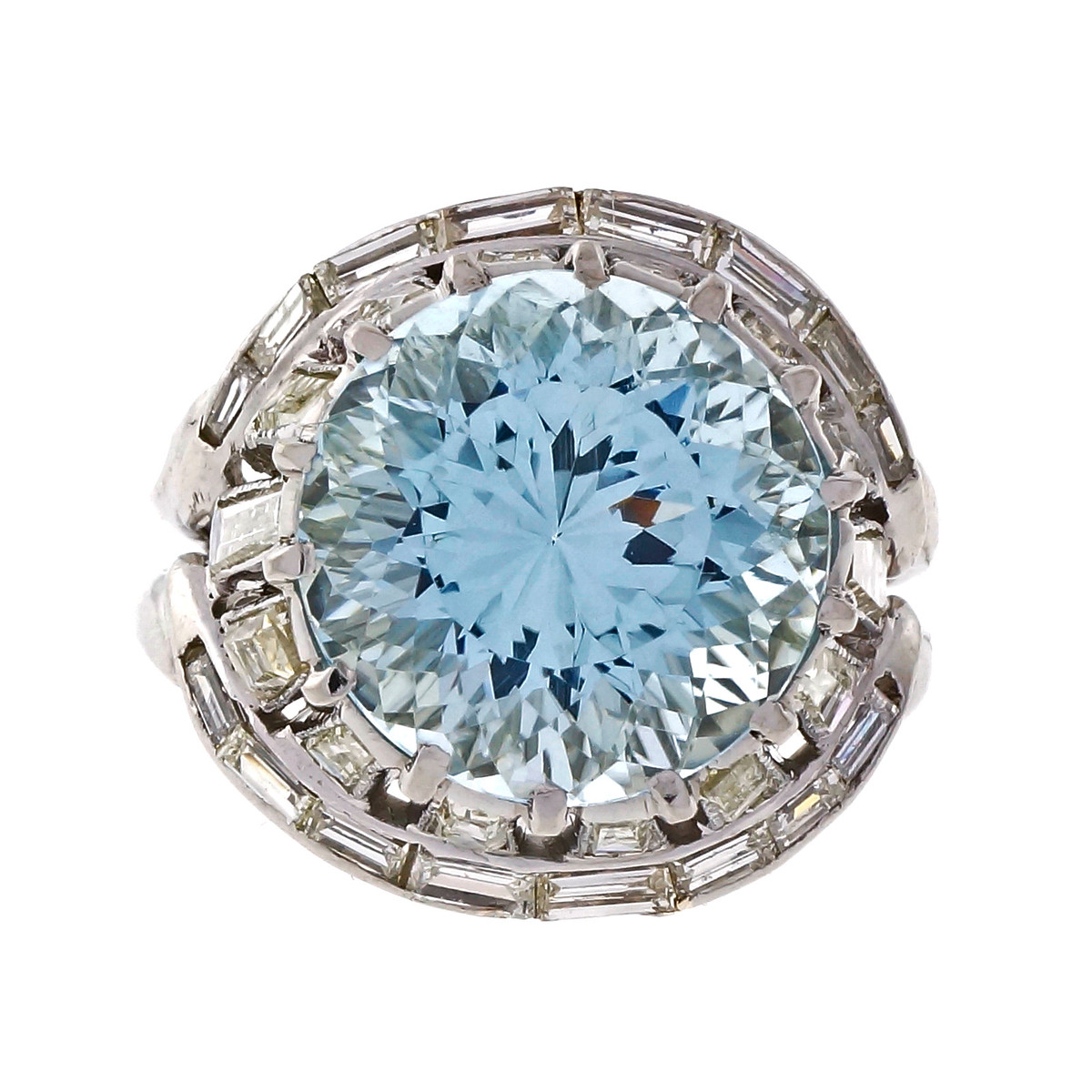 Vintage Platinum with 6.03ct Greenish Blue Aquamarine and Diamonds Cocktail Ring Size 7