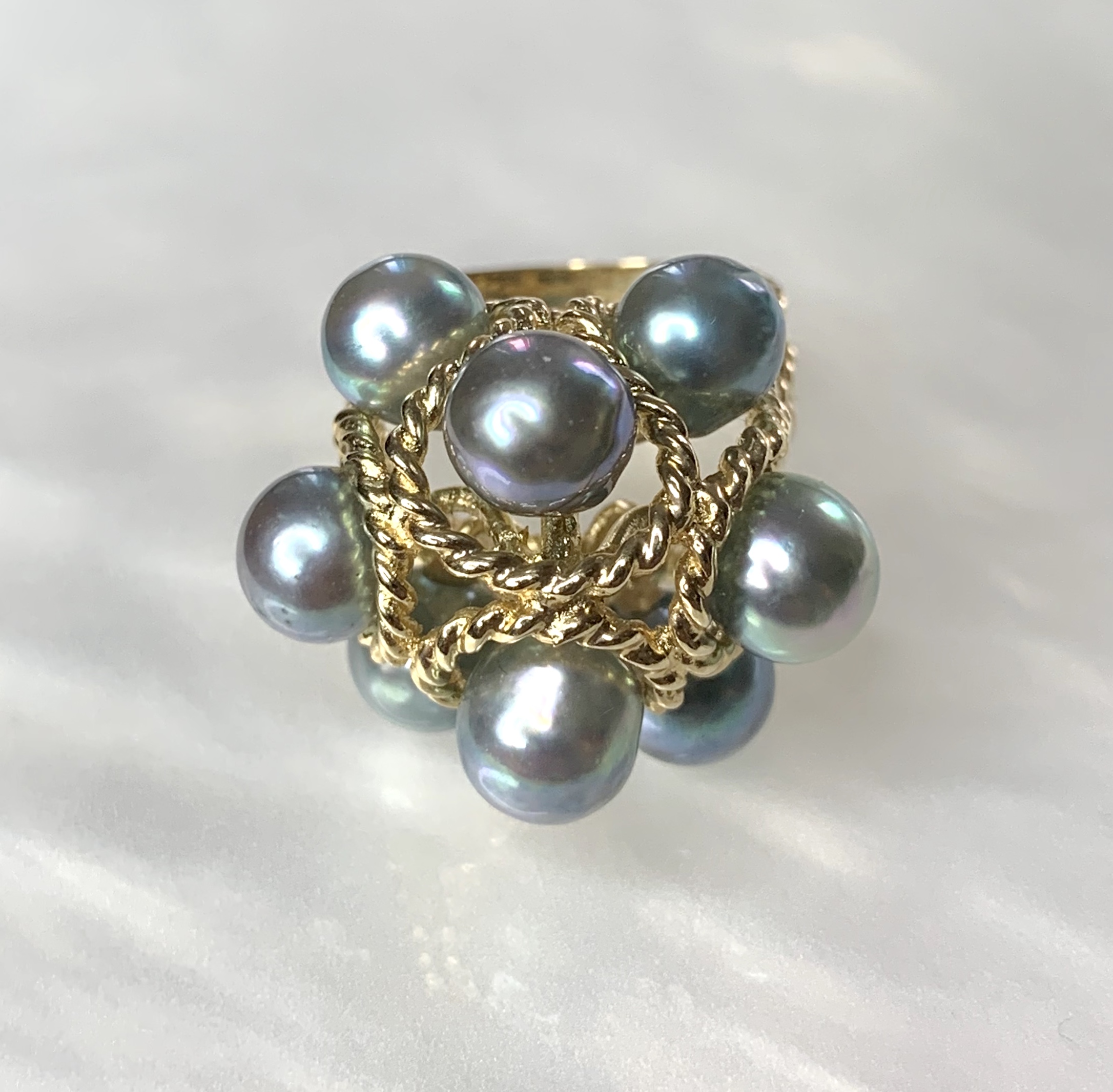 14K Yellow Gold Gray Pearl Ring