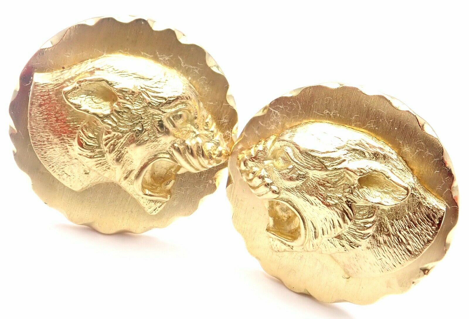 Van Cleef  Arpels 18k Yellow Gold Panther Panthere Cufflinks