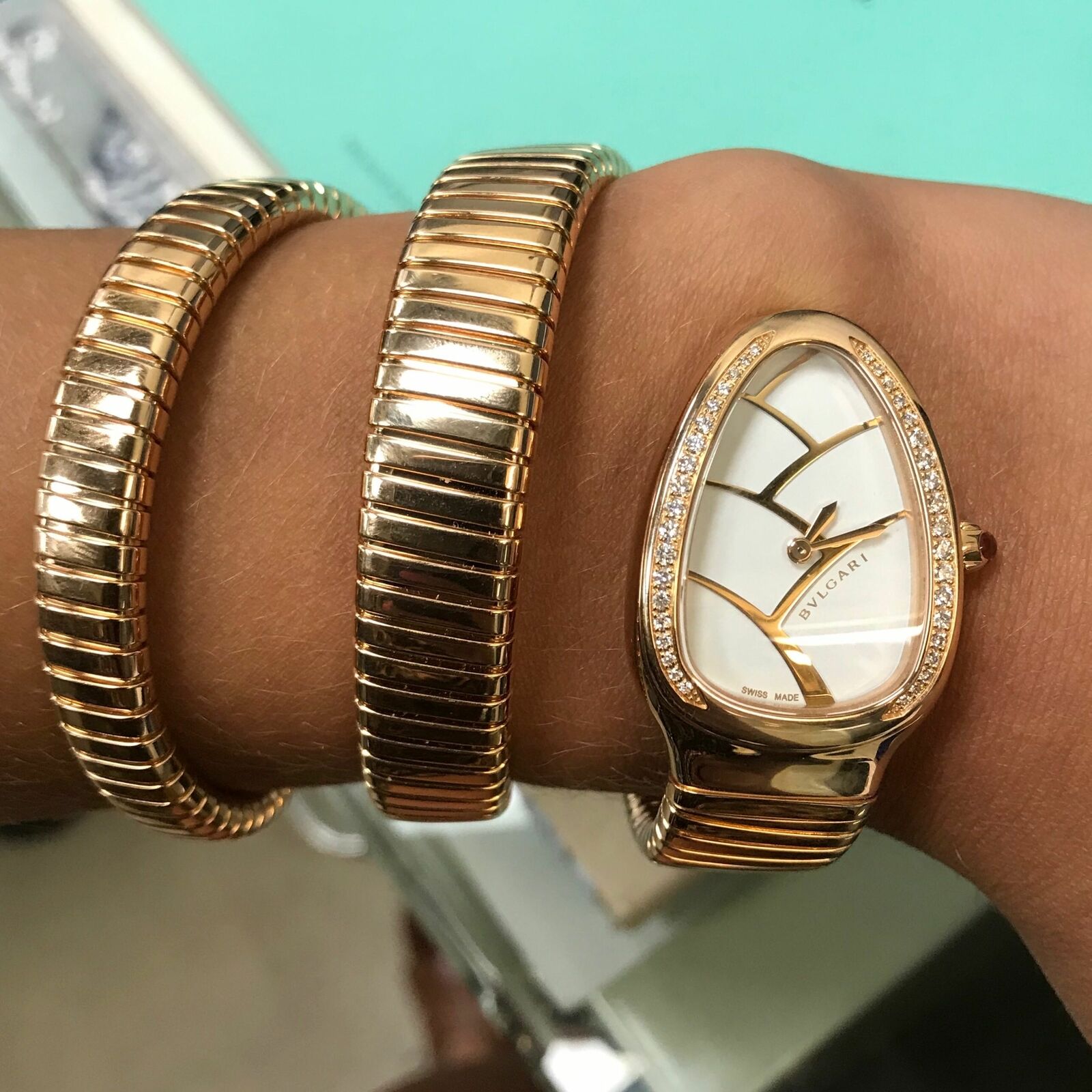 Serpenti Brown Gold Wrap Timepiece Watch display picture 1