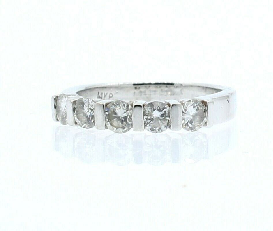14k White Gold .75ct Diamond Ladies Ring Band Size 5