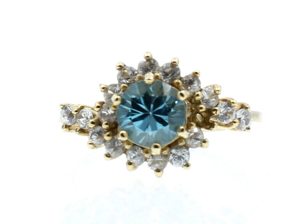 10K YELLOW GOLD LIGHT BLUE TOPAZ LADIES RING SIZE 7
