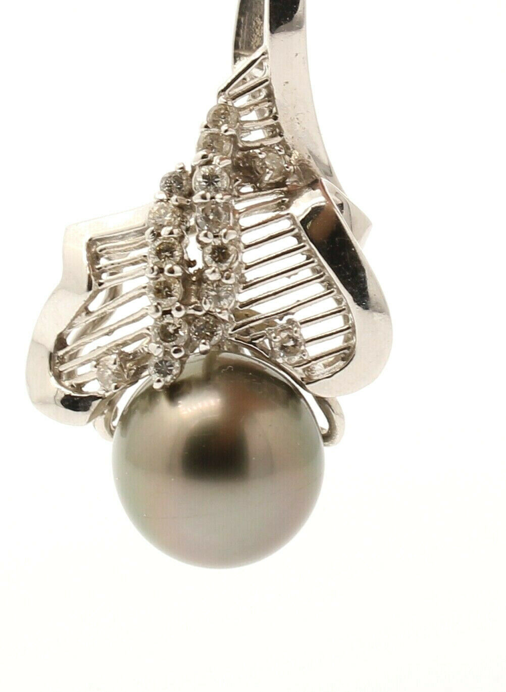 14k White Gold Tahitian Pearl Diamond Pendant Charm