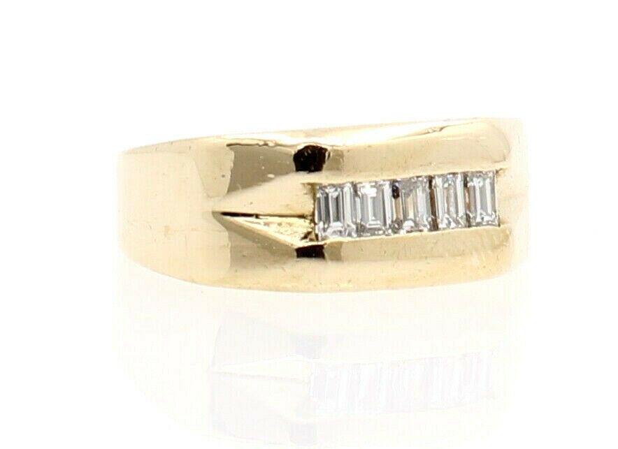 Fine Estate 14k Yellow Gold .75ct 5 Diamond  Men's Ring Size 10