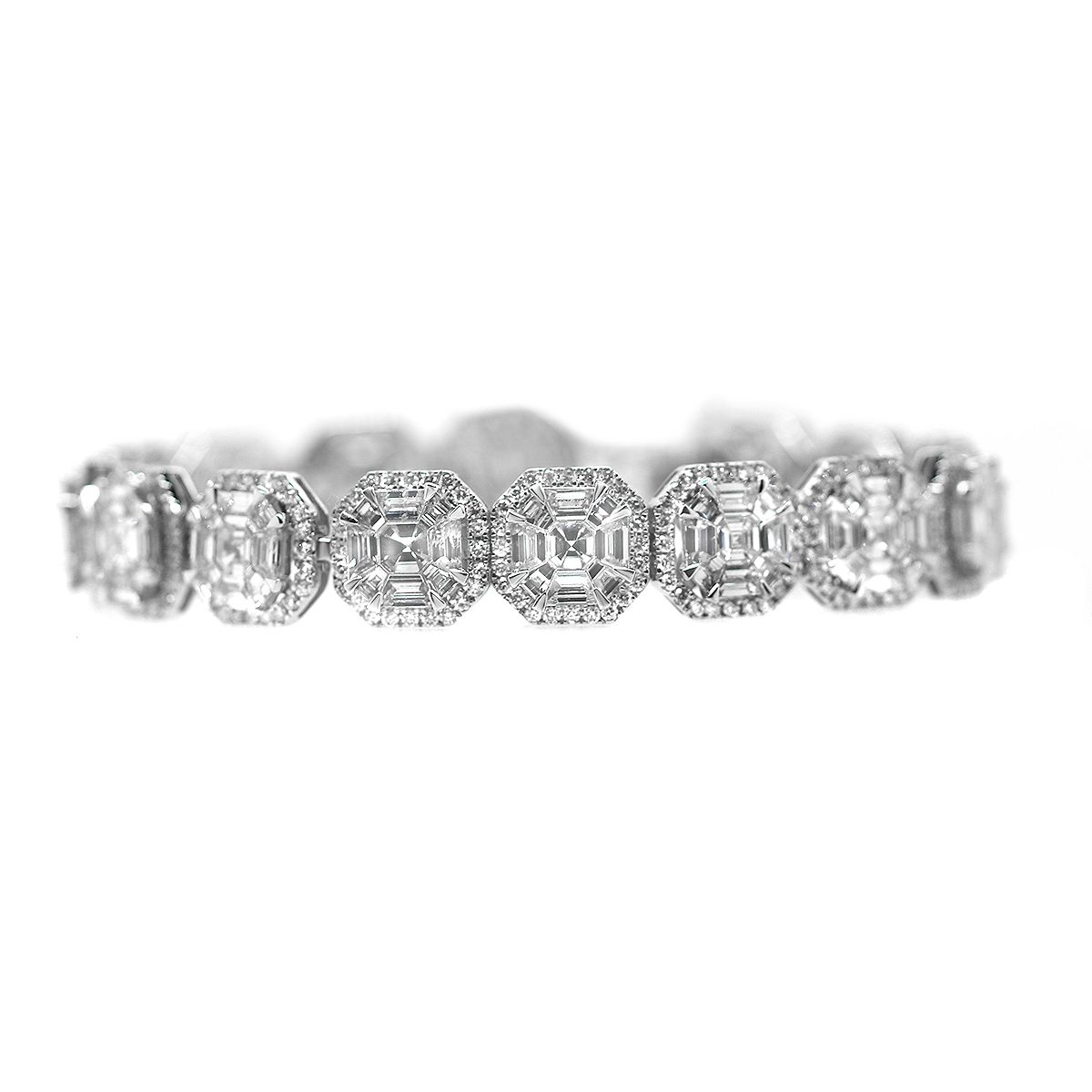 18k White Gold 14.06ct Diamond Bracelet