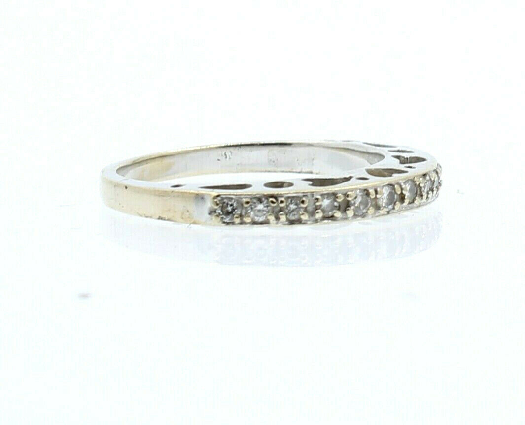 Vintage 18k White Gold .30ct Diamond Ladies Ring Band Size 6.5