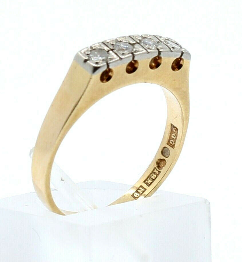 18k Yellow gold .20ct Diamond Ladies Ring Band Size 7