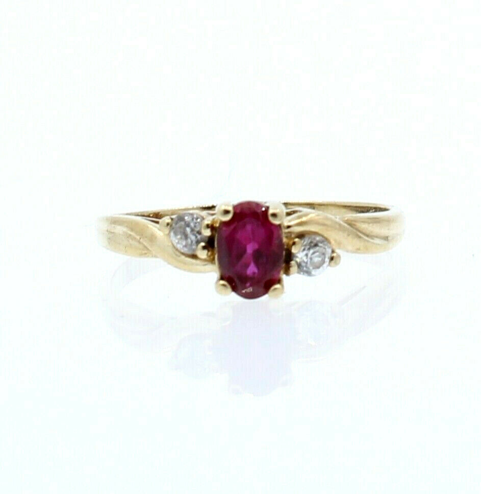 10k Yellow Gold Oval Red Stone  CZ Ladies Ring Size 6.5