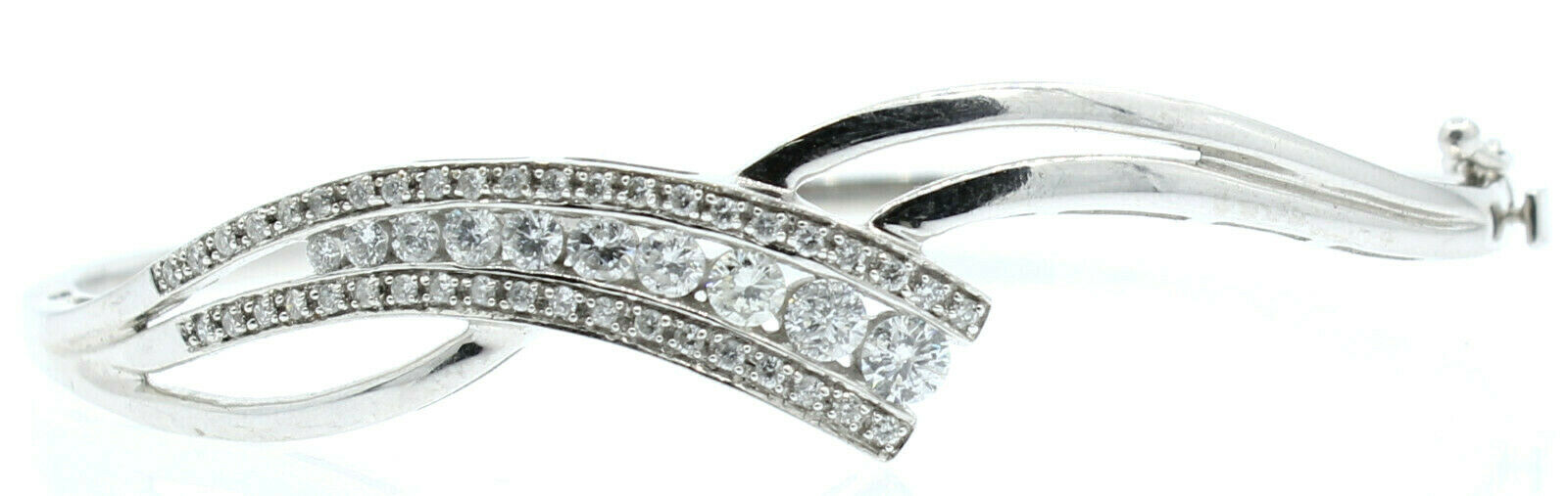14k White Gold 1.4ct Round Cut Diamond Ladies Bangle Bracelet