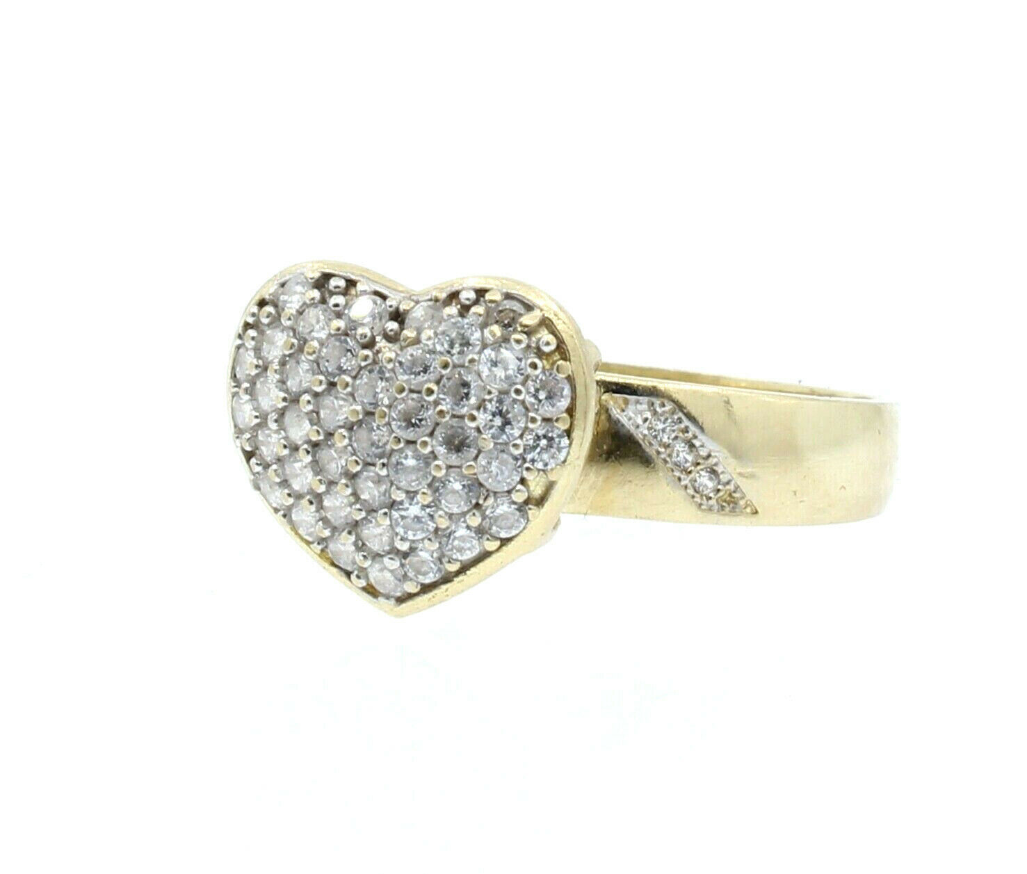 Estate 10k Yellow gold Heart CZ Ladies Ring Size 7.25