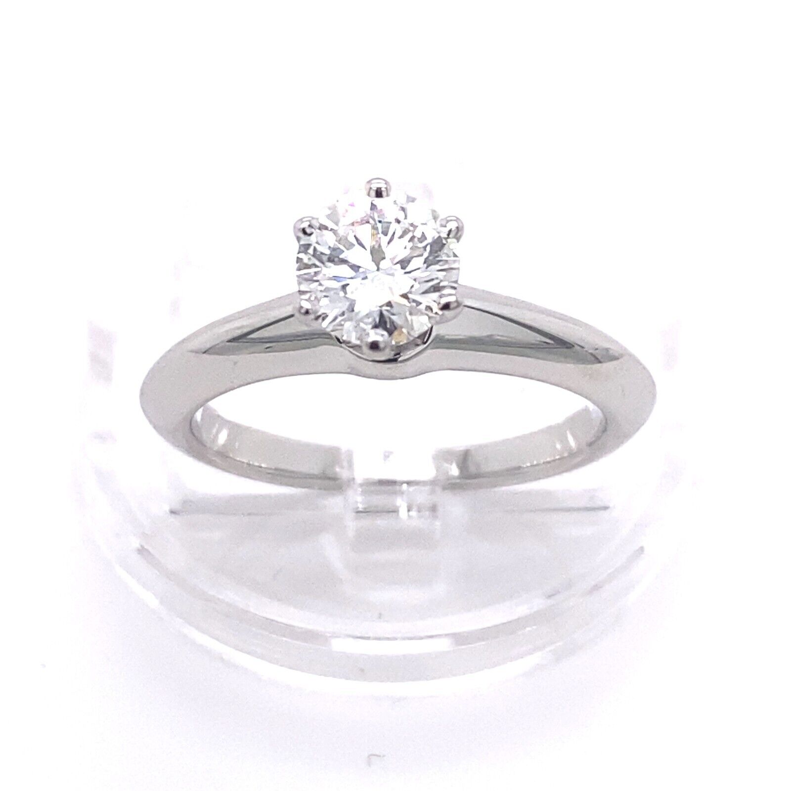 Tiffany  Co Round Brilliant Diamond 0.64 cts Solitaire Platinum Engagement Ring