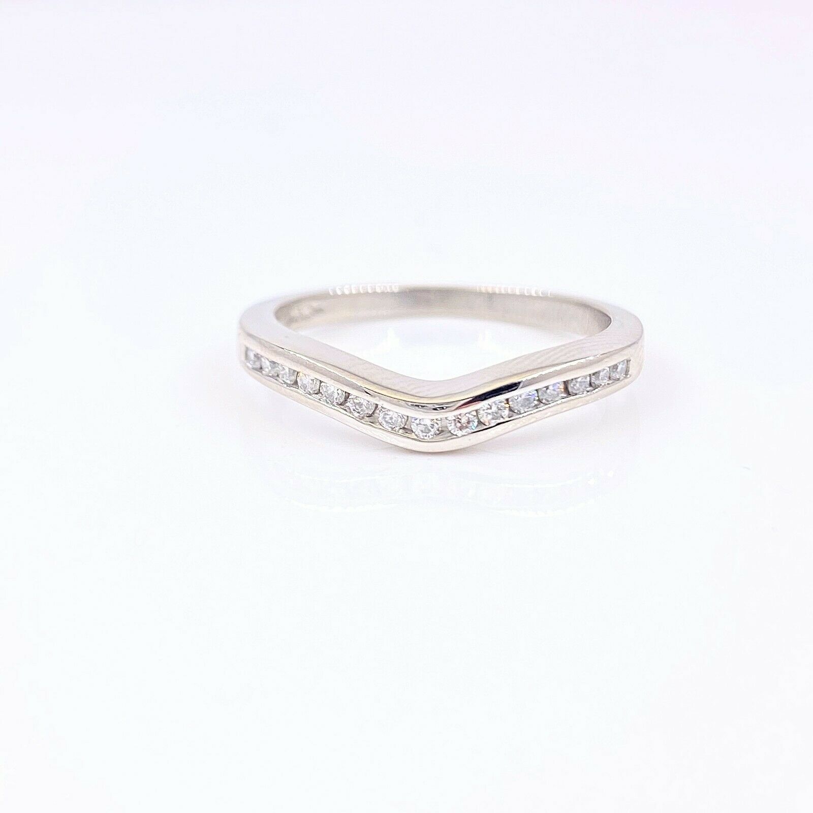 A. JAFFE Round Diamond Classic V Signature  Wedding Band Ring Platinum #11