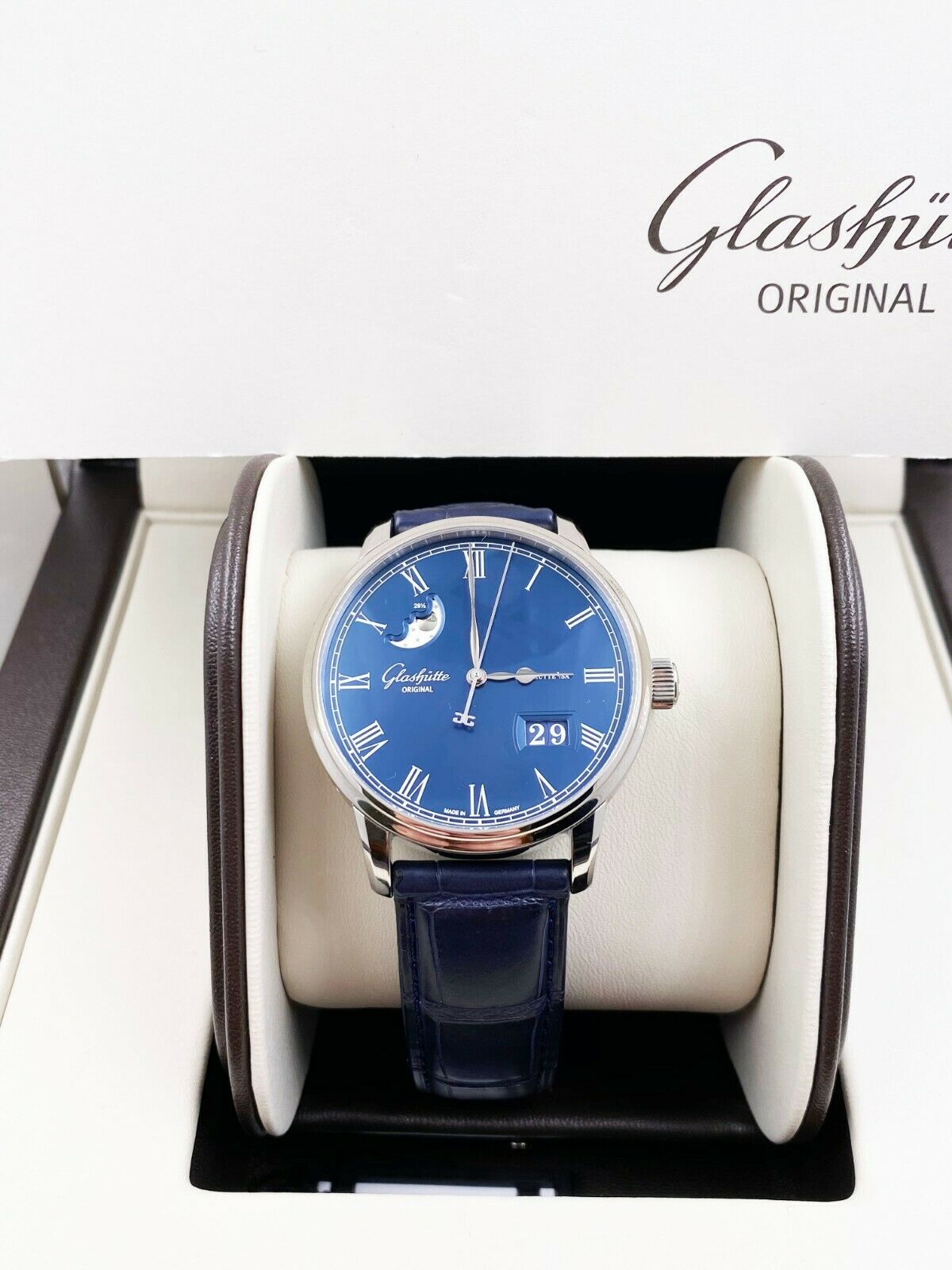 Glashutte 100-04-05-12-30 Senator Panorama Moonphase Stainless Steel Box Paper