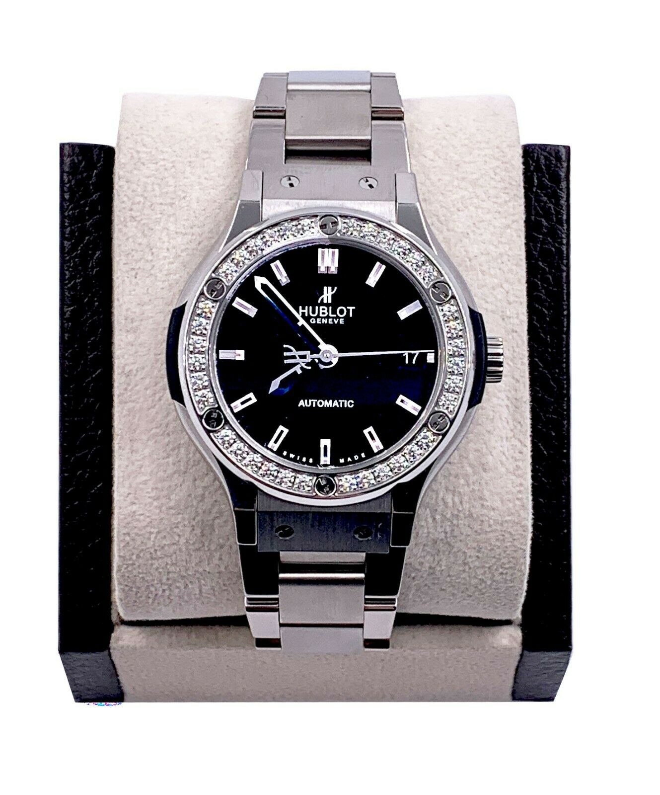 Hublot Classic Fusion 565.NX.1170.NX.1204 Diamond Bezel Titanium 