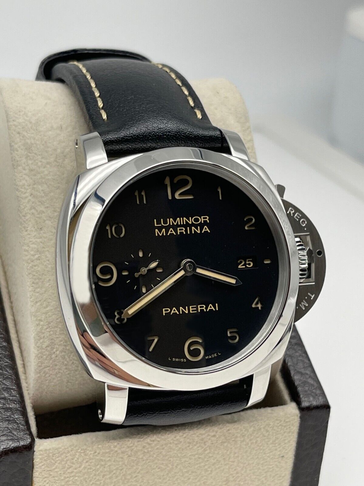 Panerai PAM00359 Luminor Marina Black Dial Steel Black Leather t