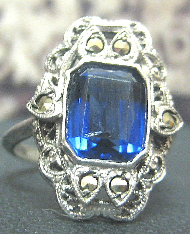 .925 STERLING SILVER LADIES BLUE STONE RING SIZE 7