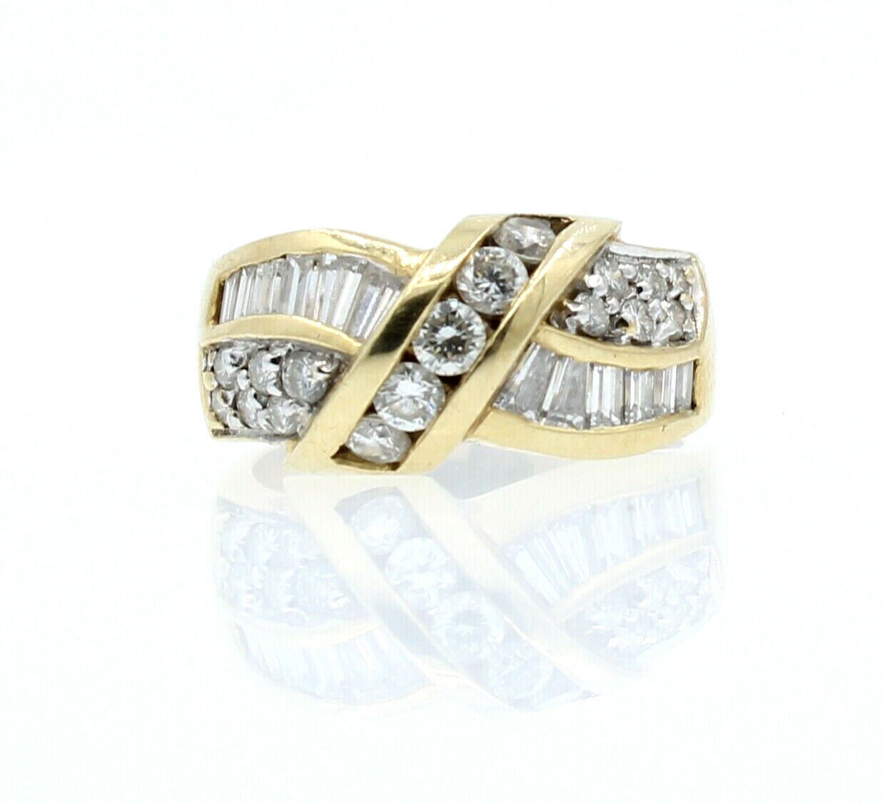 14K YELLOW GOLD LADIES BAGUETTES DIAMONDS 1CT RING SIZE 6.75