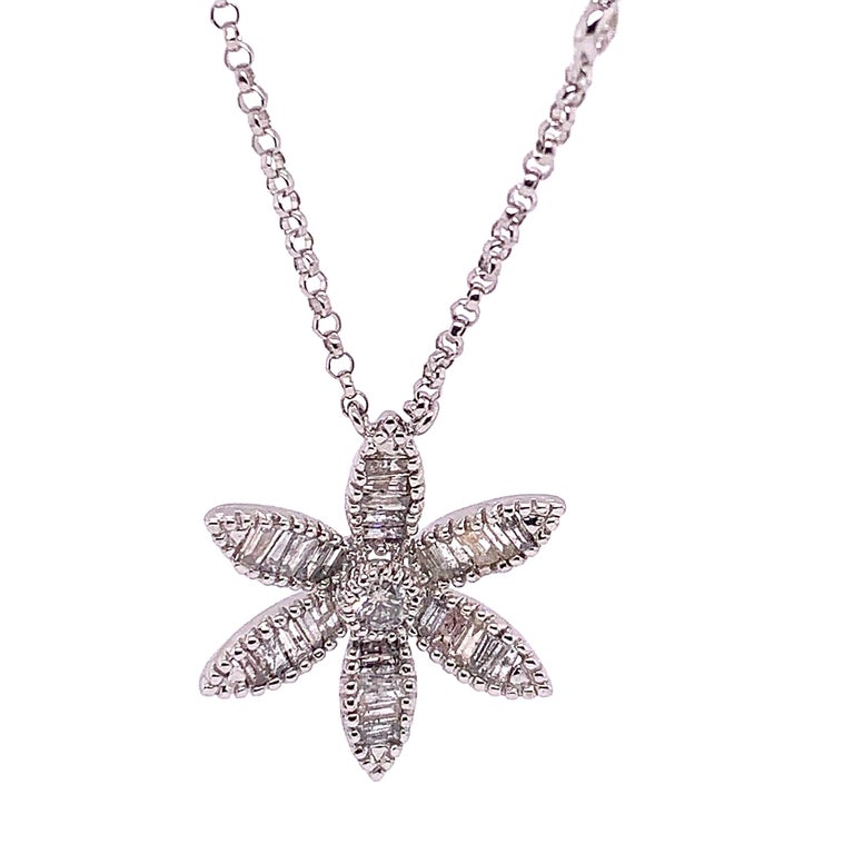 2.43 Carat Star Diamond Fashion Necklace