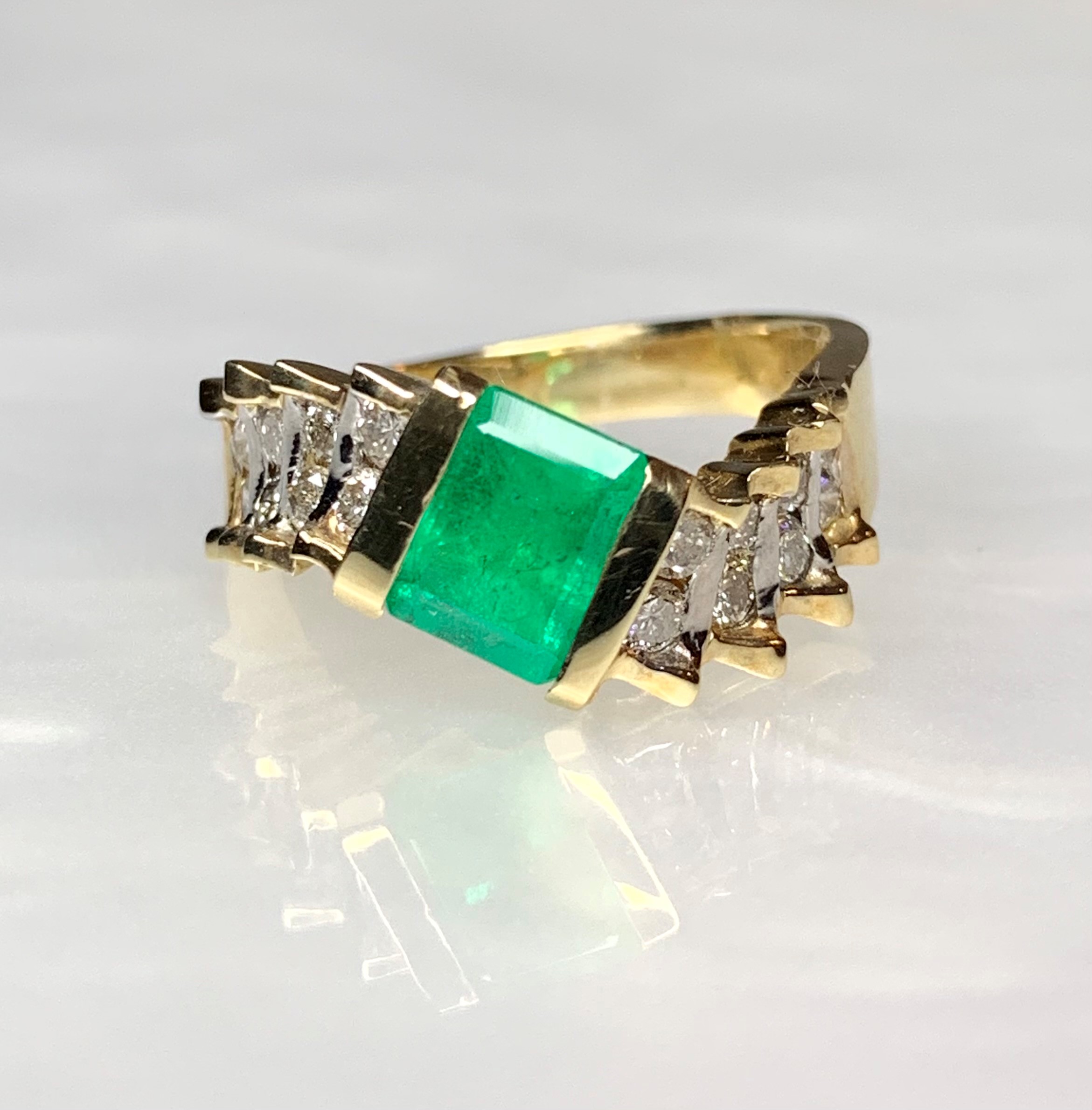14K Yellow Gold Emerald Cut Emerald Diamond Ring