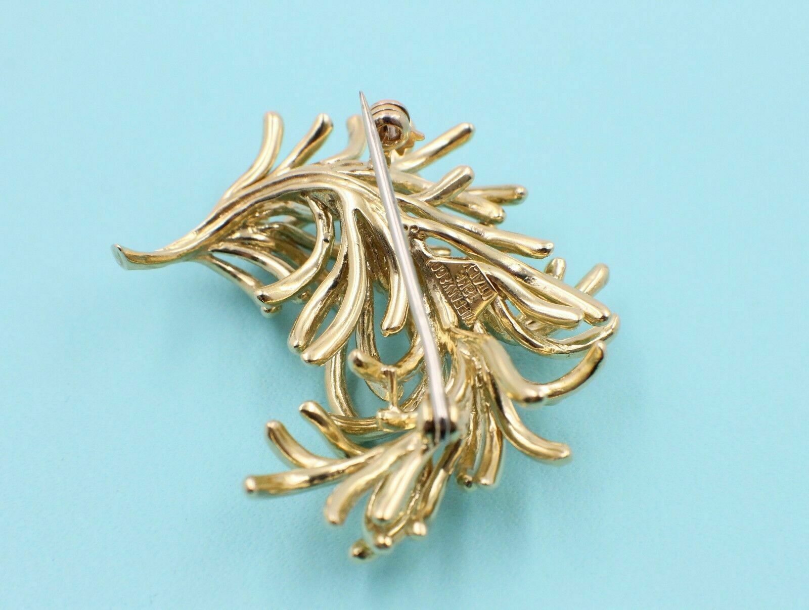 Authentic Vintage Tiffany  Co 18k Yellow Gold Leaf Pin Brooch