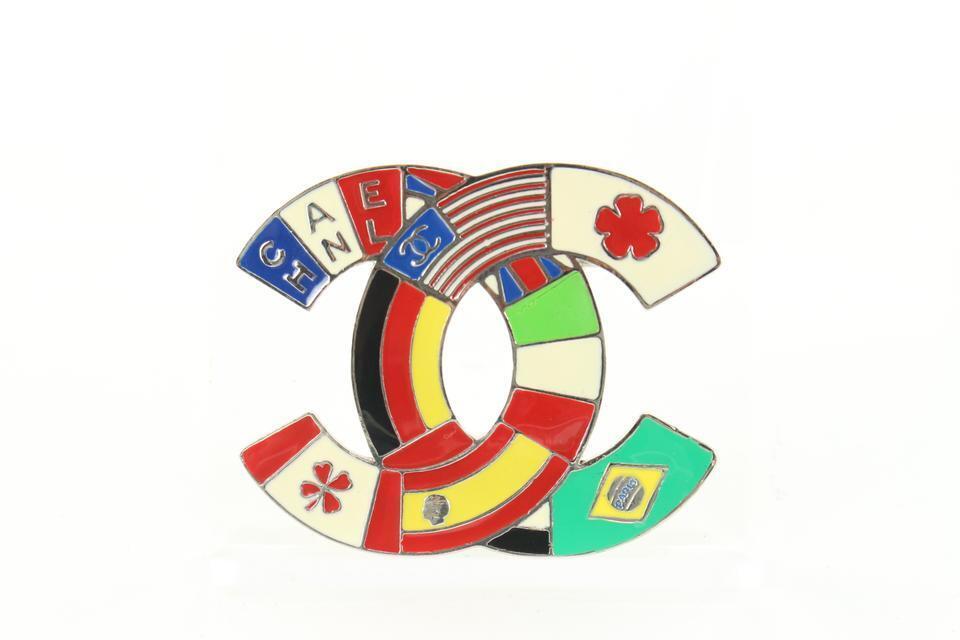 Chanel 03A International Flags CC Logo Brooch Pin National Corsage 40ck83s