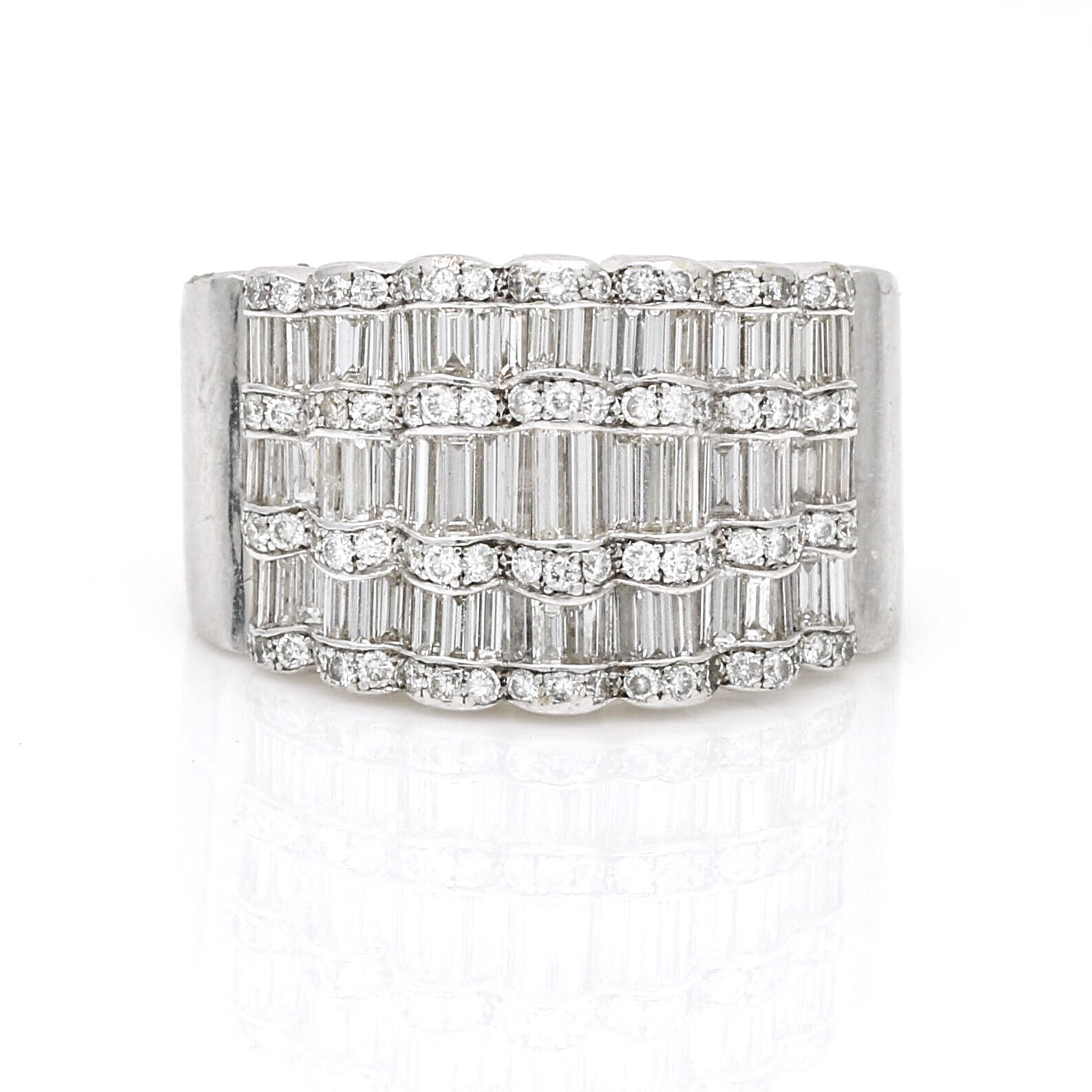 Women's Diamond Statement Ring crafted in 18k White Gold