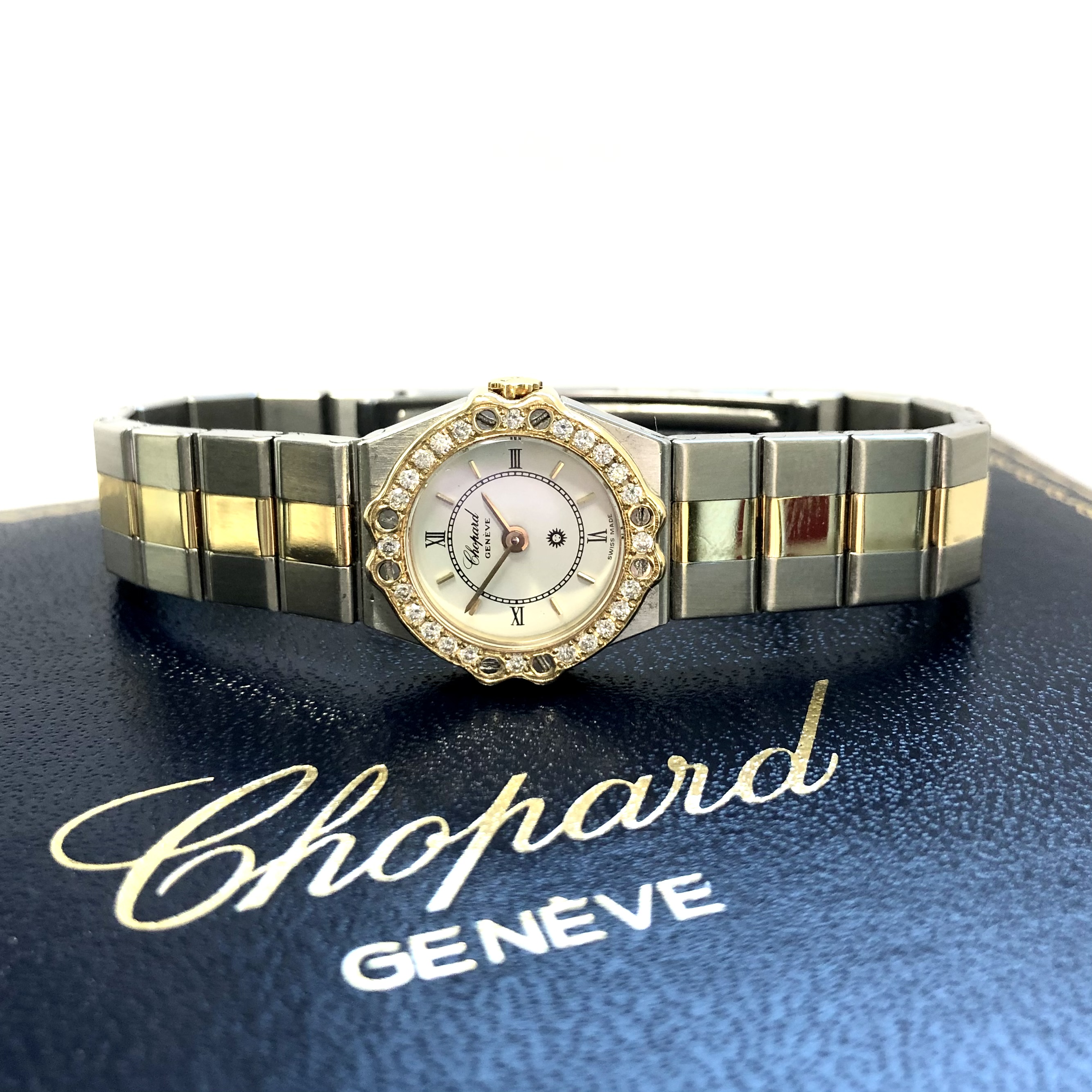 CHOPARD ST. MORITZ Quartz 19mm 2 Tone DIAMOND Watch CHOPARD ST. MORITZ Quartz 19mm 2 Tone 0.21TCW DIAMOND Watch  main image 4