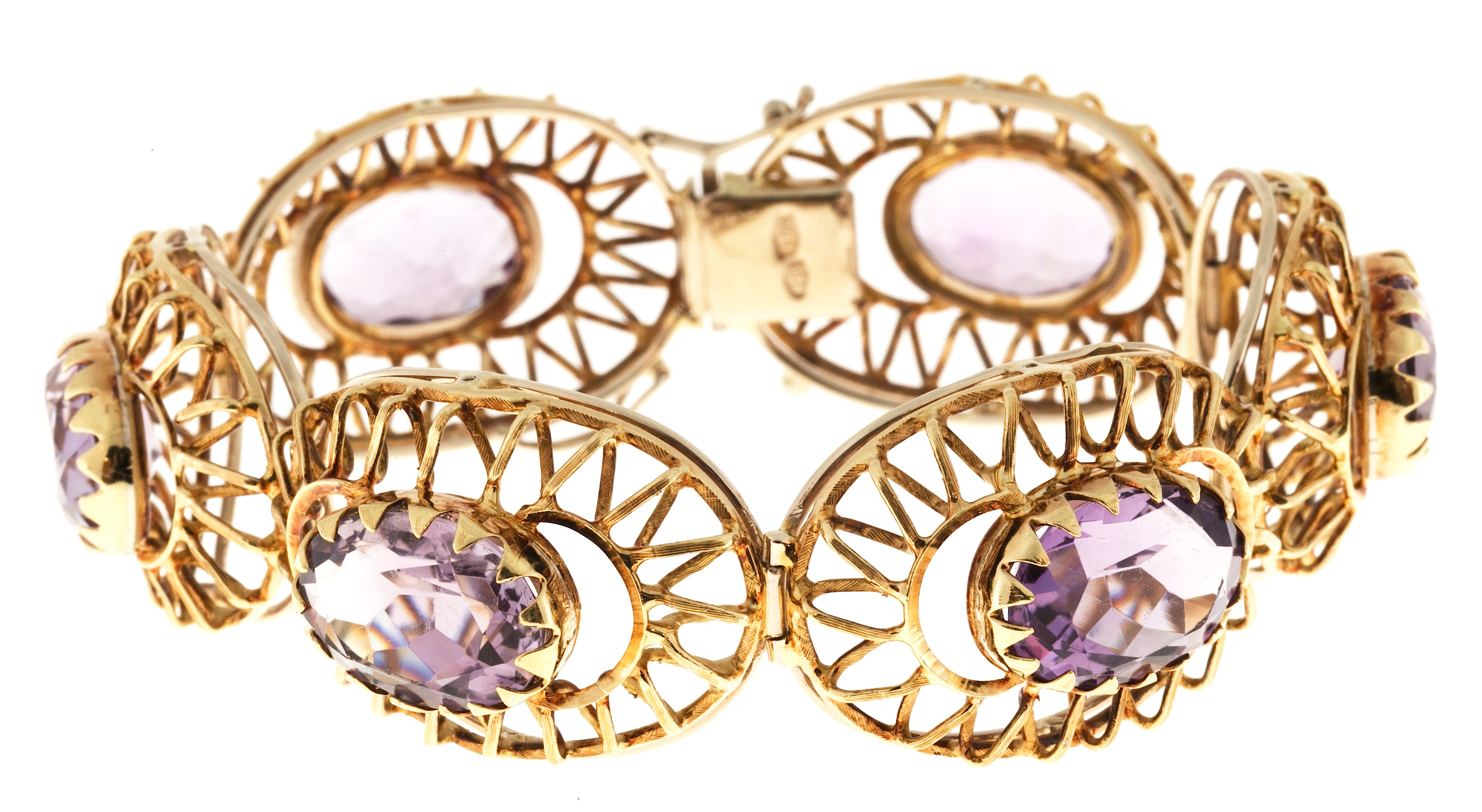 18K Yellow Gold with 5.40ct Amethyst Bracelet