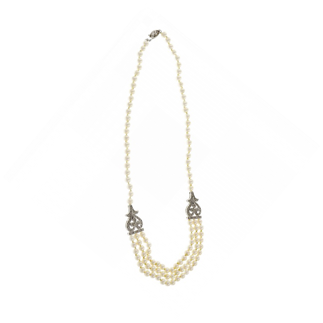 18K White Gold with Cultured Pearl  0.36ct. Diamond Necklace 