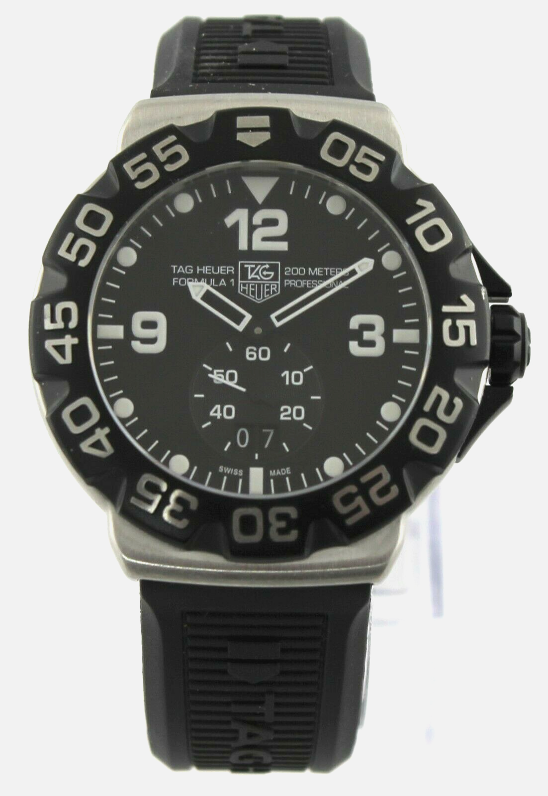 TAG Heuer Men's  Formula 1 Grande Date Black Dial RUBBER Watch