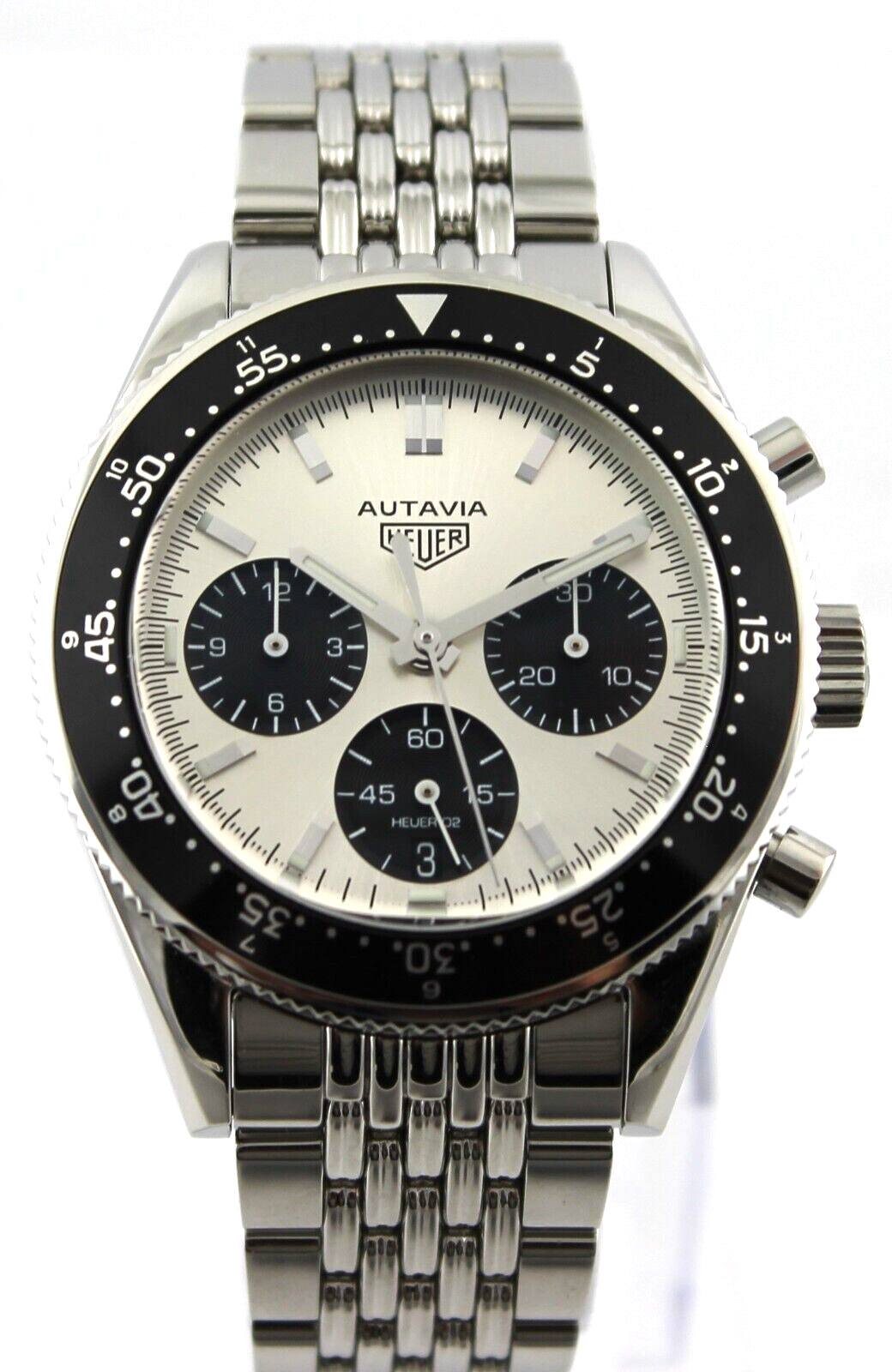 TAG HEUER  Autavia  Cal Heuer 02 Chronograph 85 ANNIVERSARY Watch