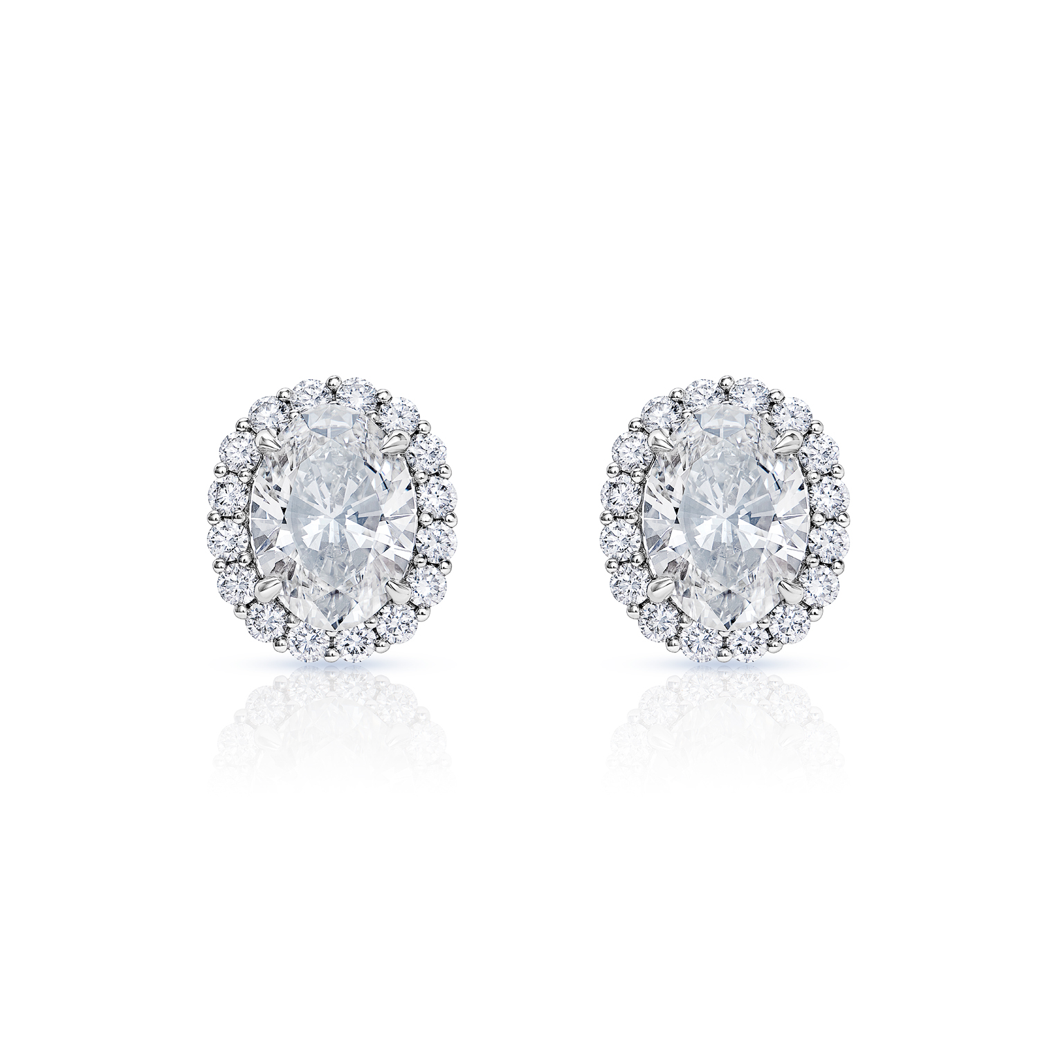 True Carat Oval Cut   Lab Grown Diamond Stud Earrings in 18k White Gold