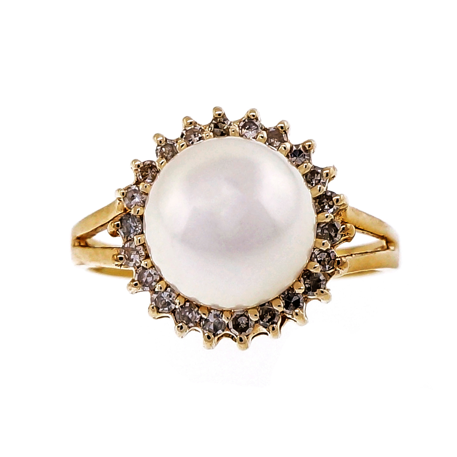 Vintage 14K Yellow Gold Cultured High Grade Pearl   0.22ct Diamond Ring Size 5