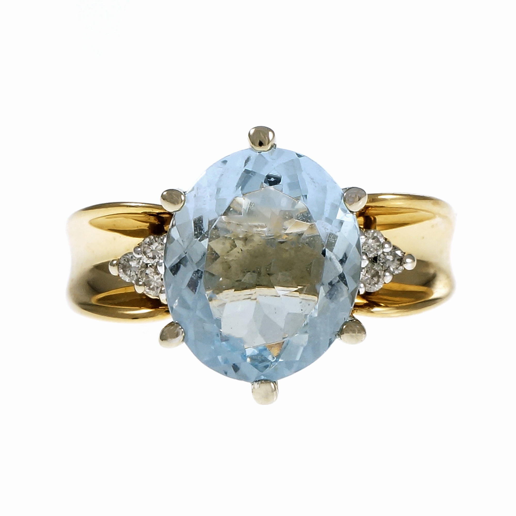 14K Yellow Gold with 4.00ct. Oval Aquamarine  0.06ct. Diamond Ring Size 8