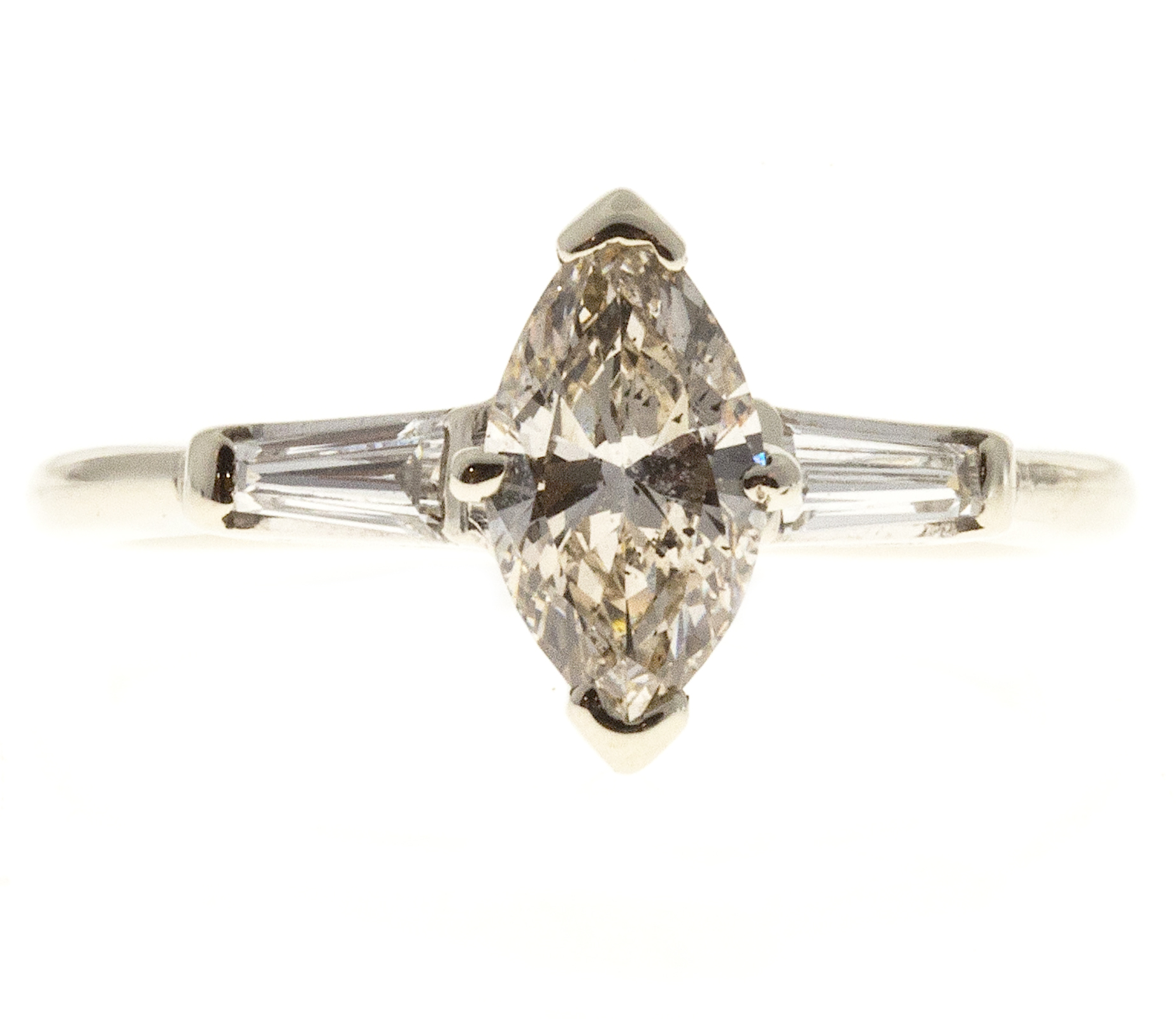 Vintage 14K White Gold with 0.69ct Brown  0.15ct. Diamond Ring Size 5.5