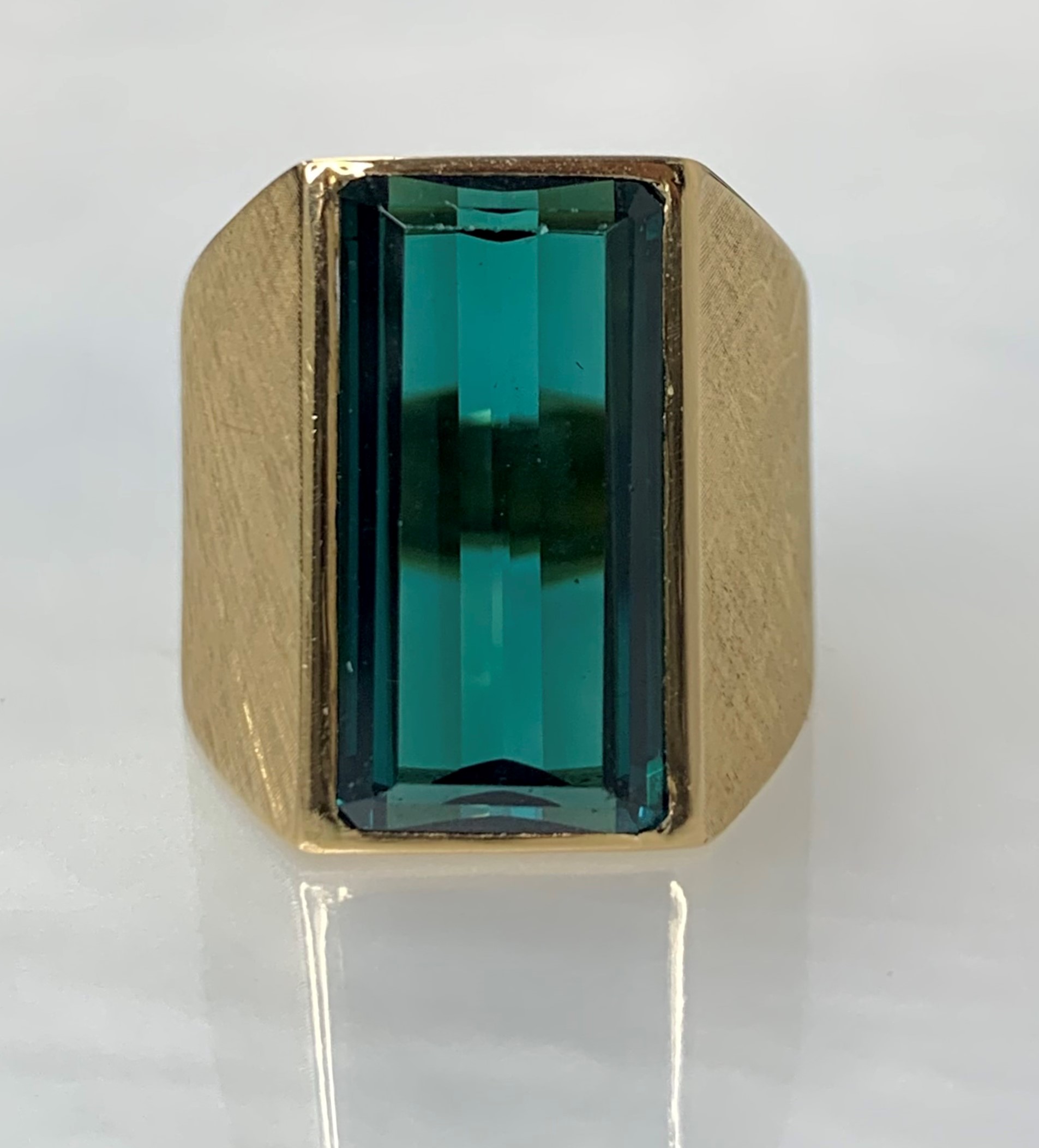 18K Yellow Gold Emerald Cut Green Tourmaline Ring