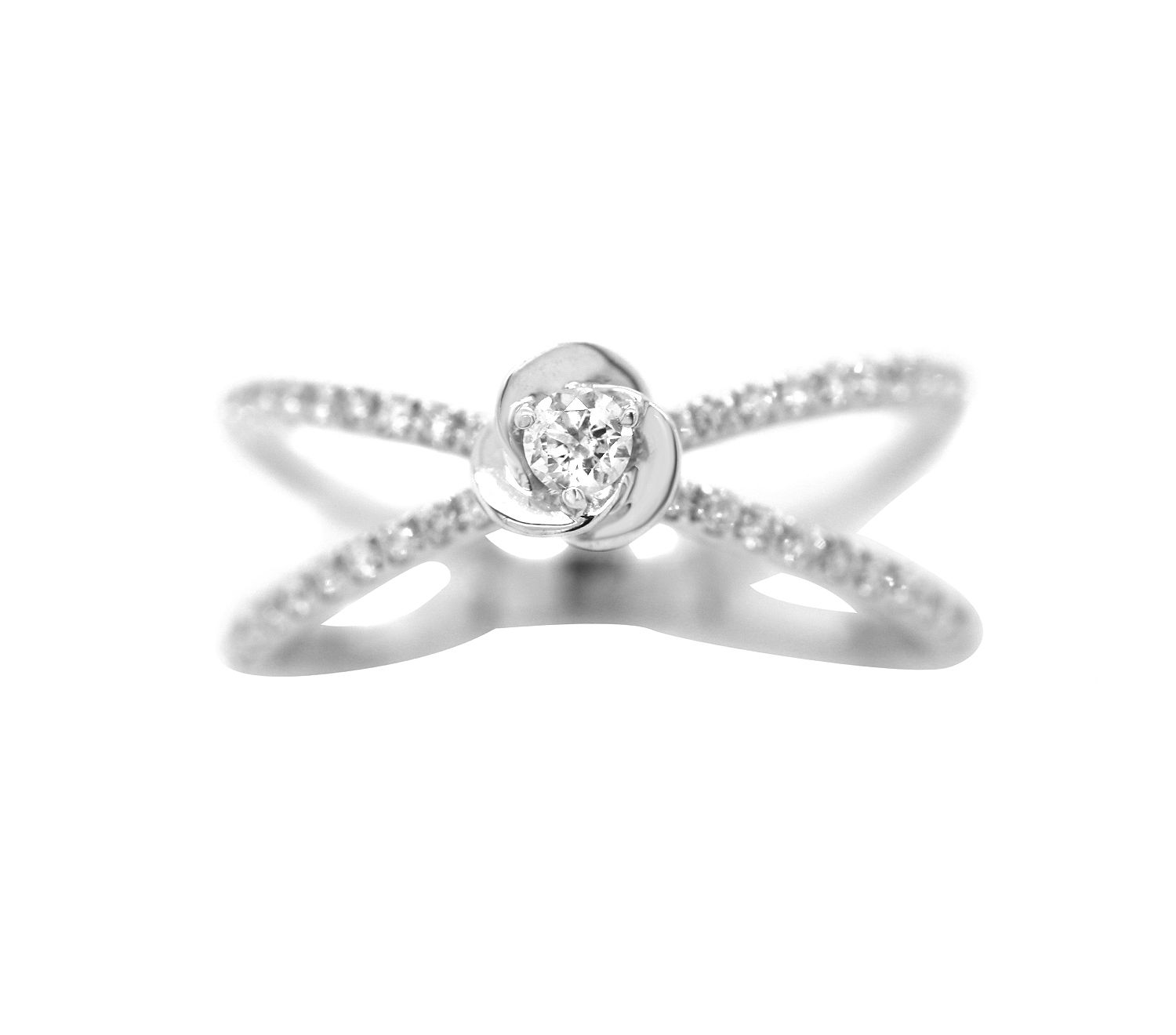 18k White Gold and Diamond Ring