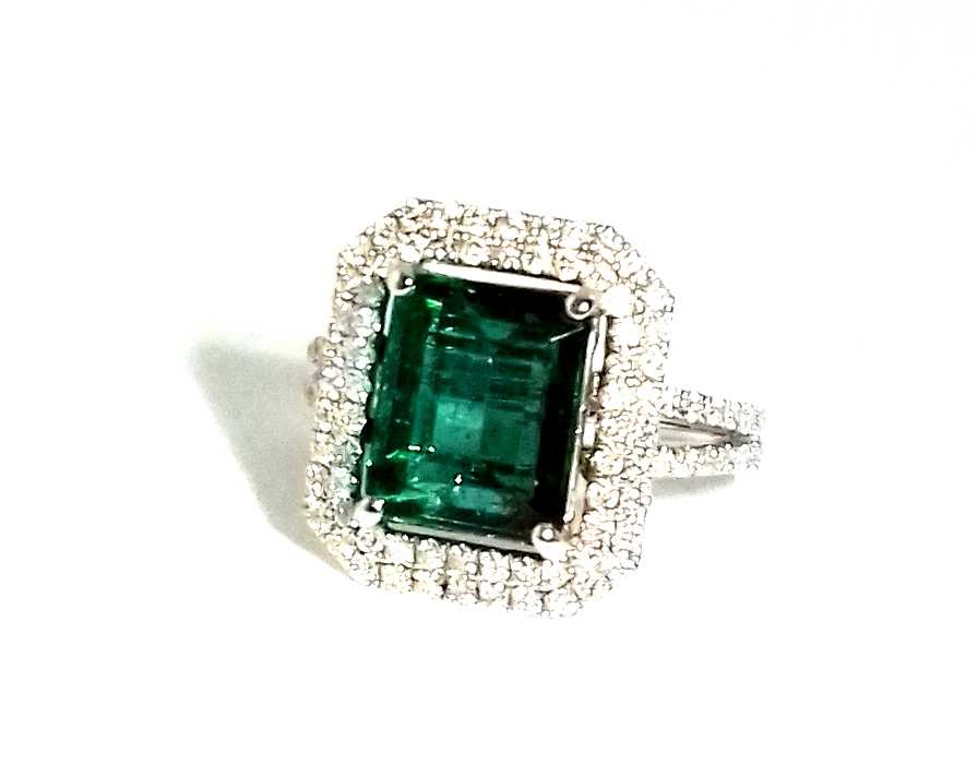 18K White Gold 4.20ct Emerald  1.00ct Diamond Ring Size 7.5