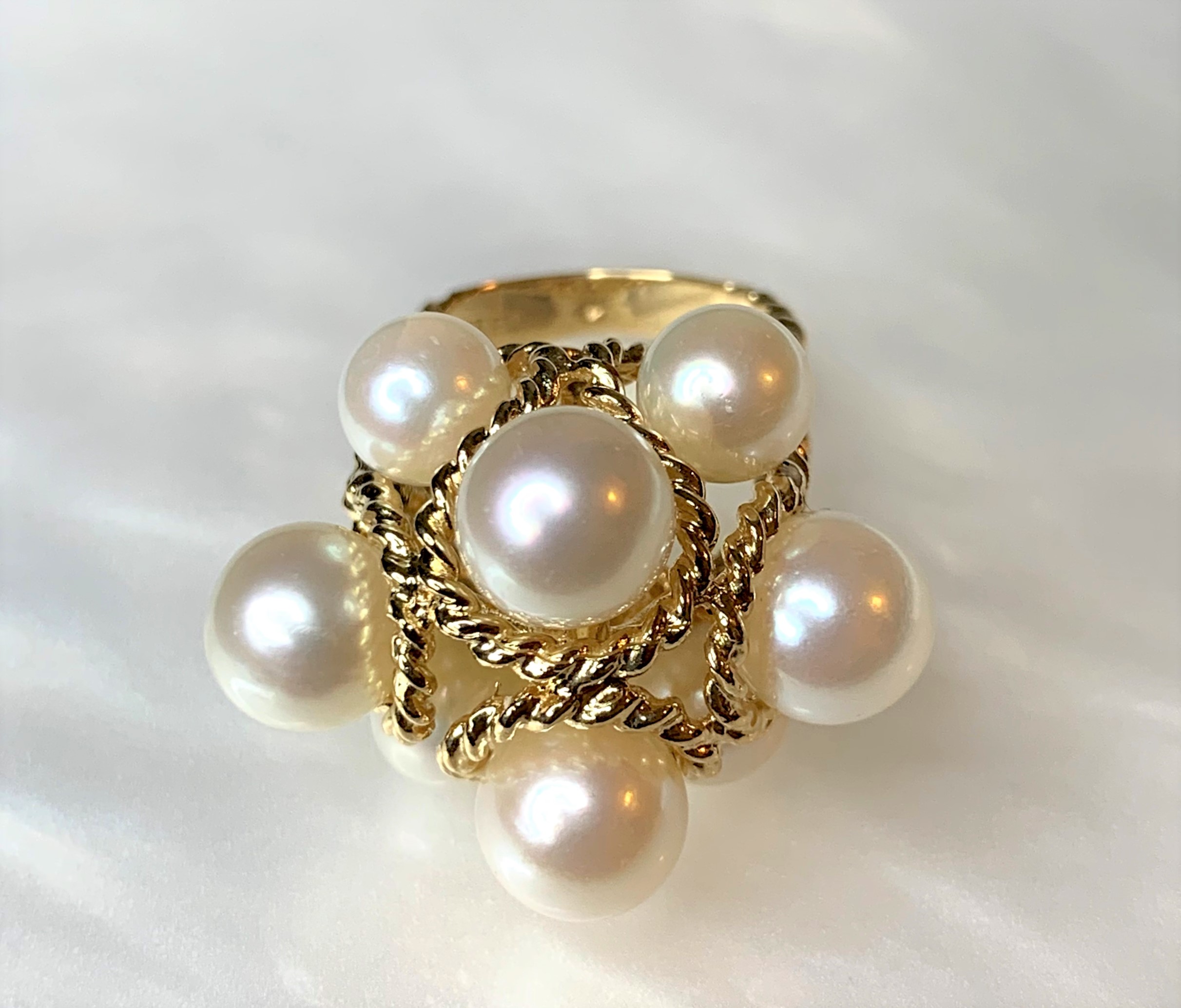 14K Yellow Gold Pearl Ring