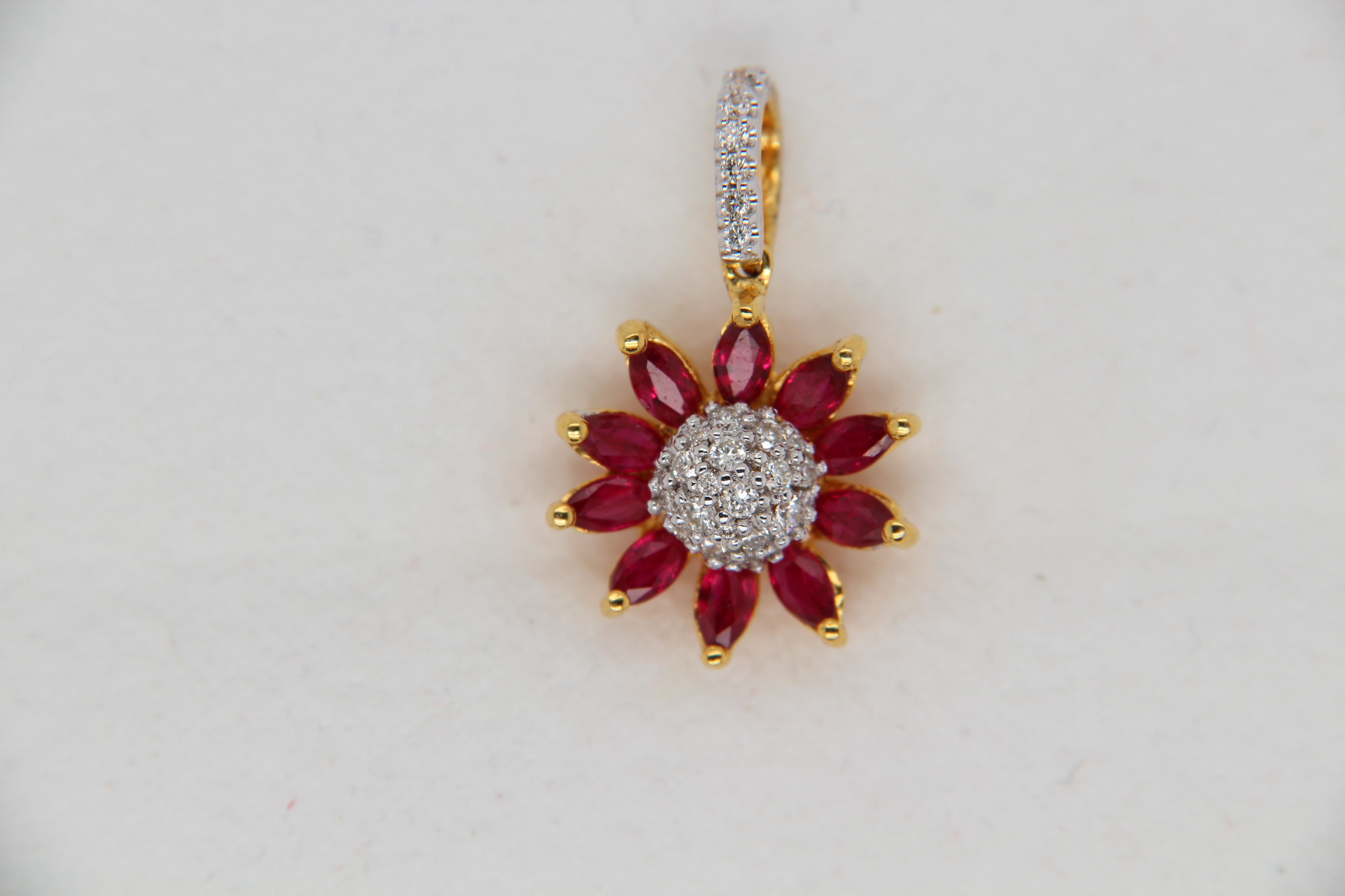 0.21 Carat Diamond And 0.97 Carat Ruby Pendant In 18 Karat Gold