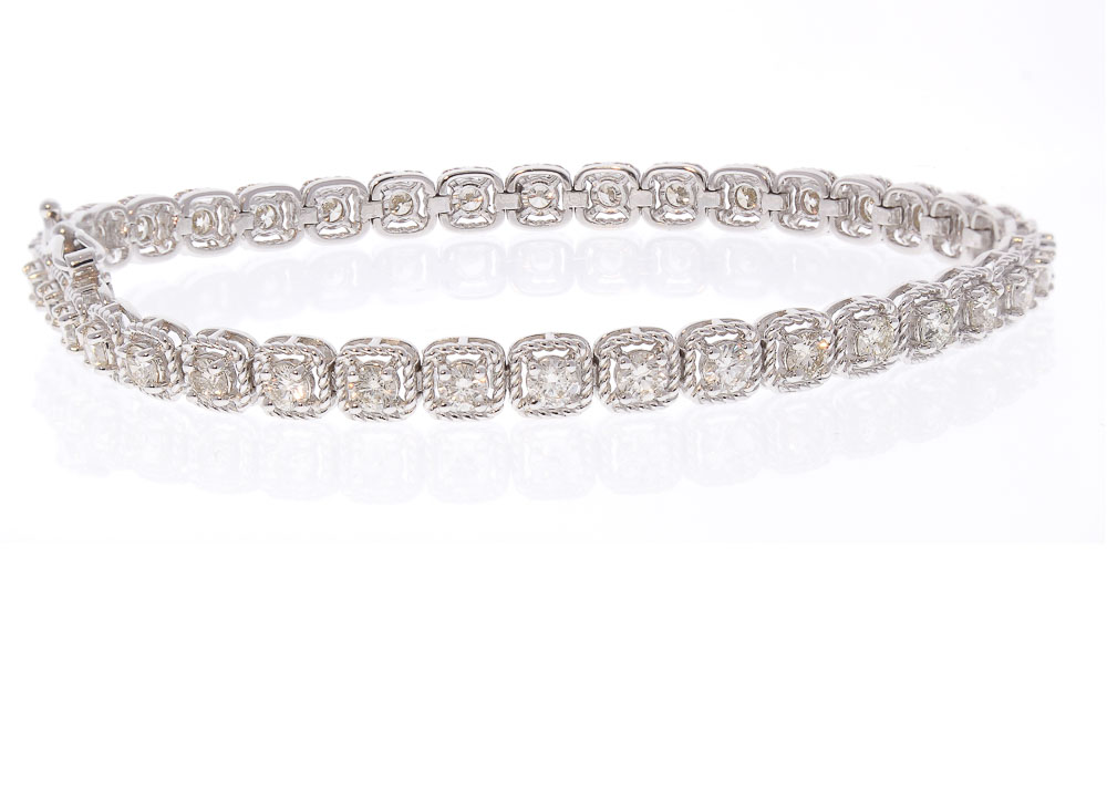  Heritage Gem Studio 3.20 Carat Total Diamond Bracelet in 14 Karat White Gold