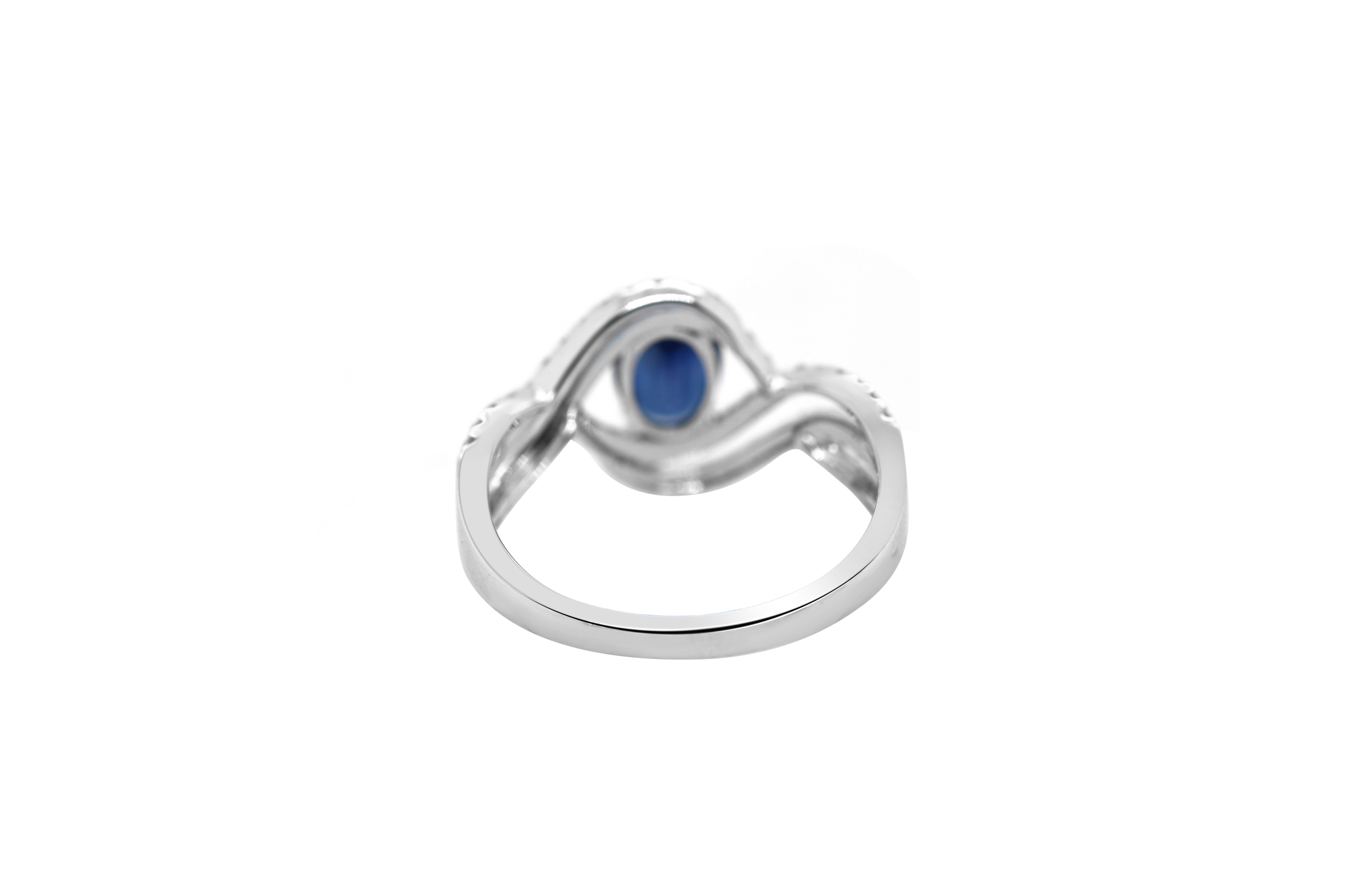 18k White Gold Blue Sapphire and Diamond Ring