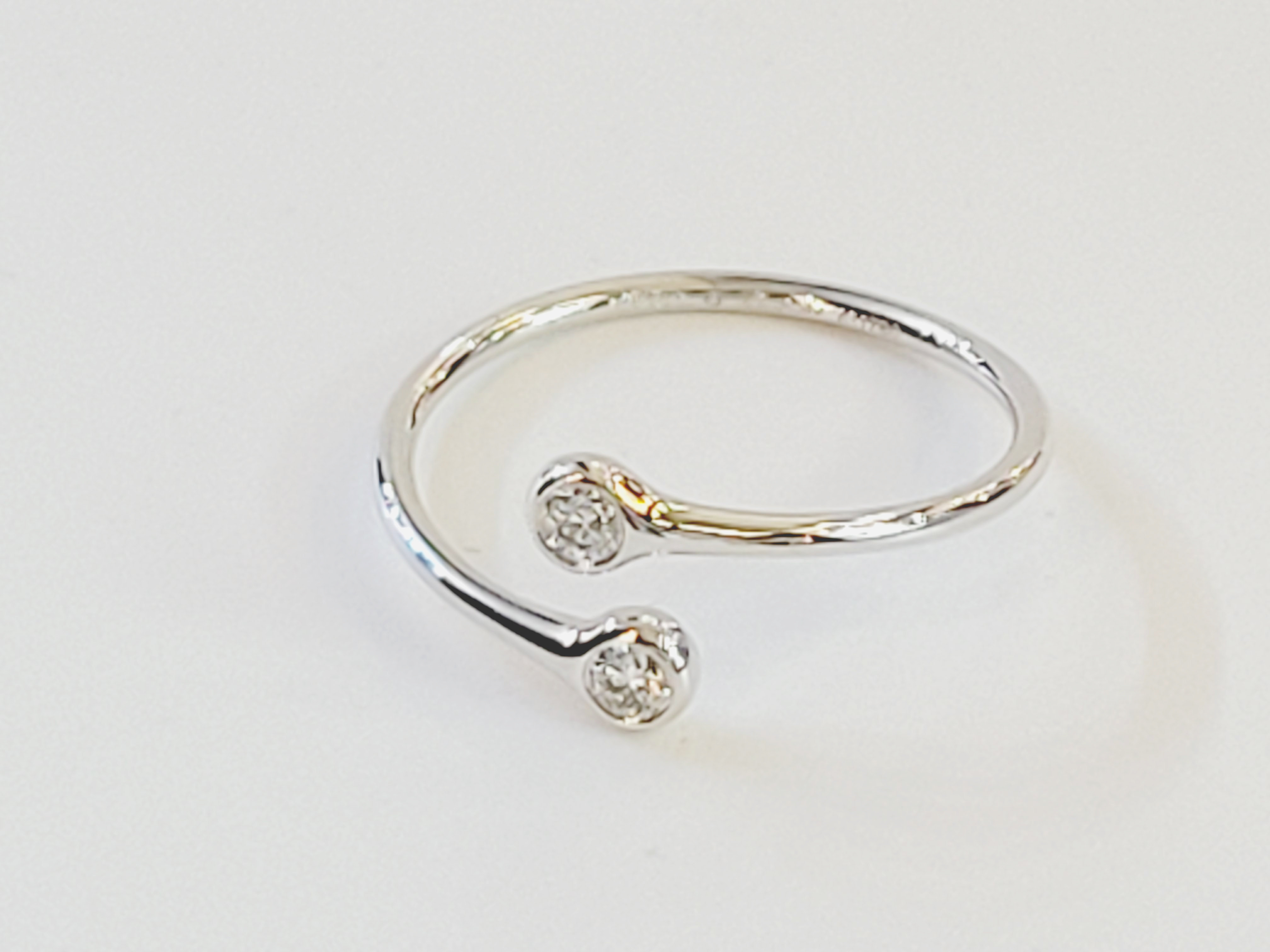 Tiffany & Co. Hoop DiaTiffany & Co. Hoop Diamond Ring Elsa Peretti