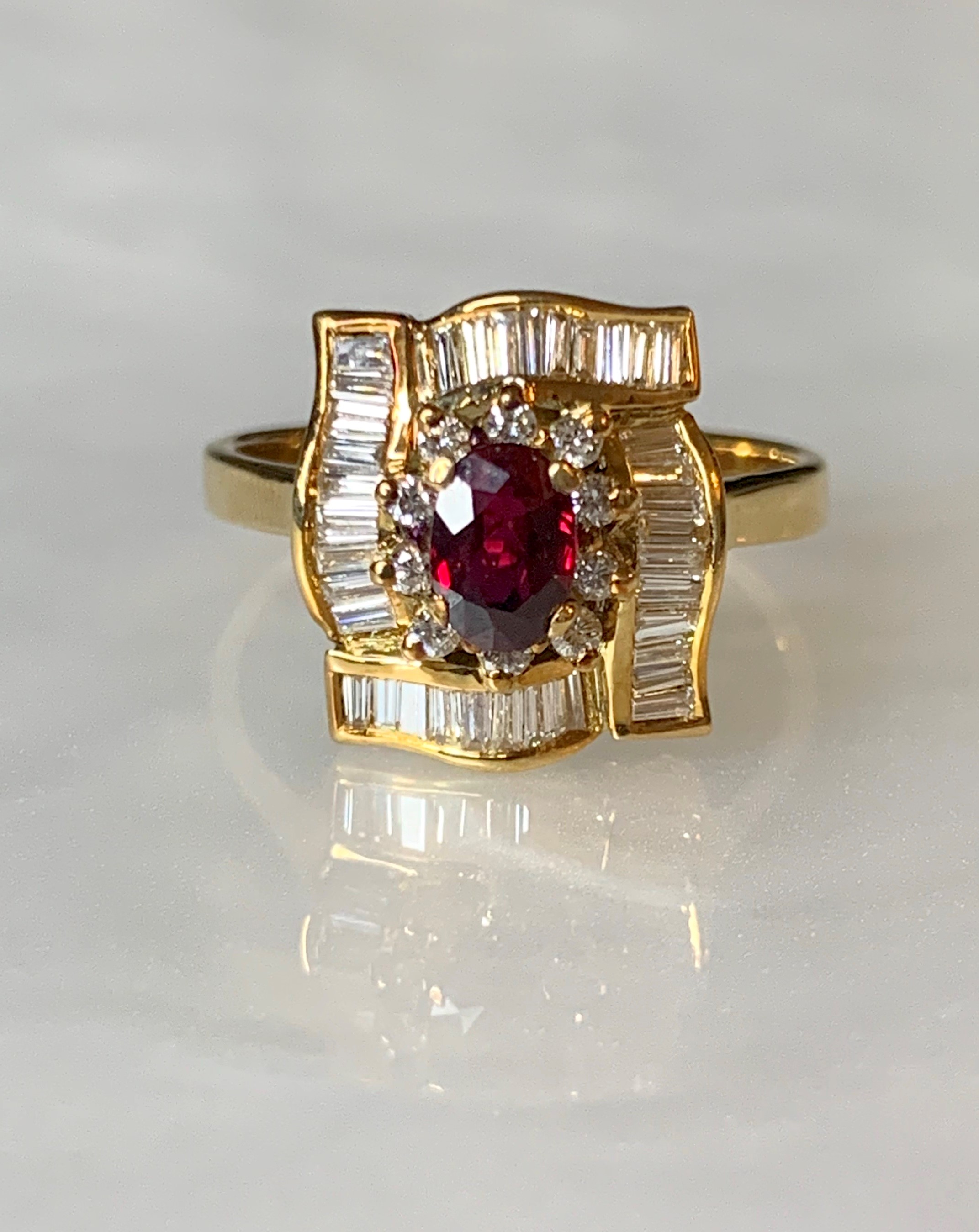 18K Yellow Gold Oval Ruby Diamond Ring