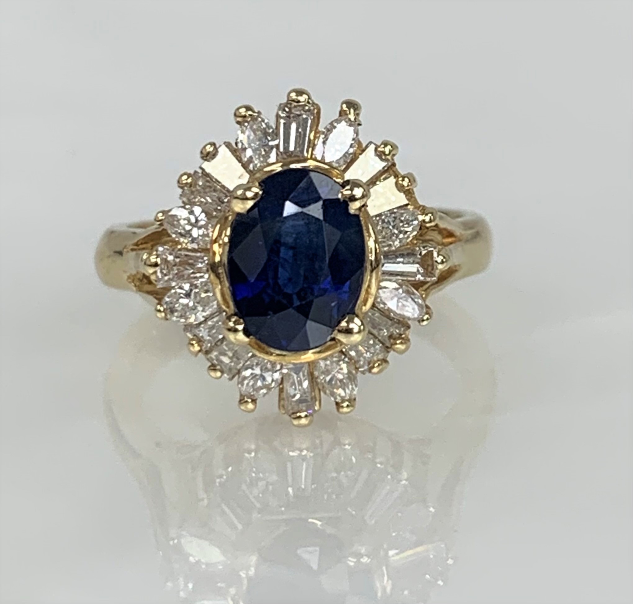 14K Yellow Gold Oval Shaped Blue Sapphire Diamond Ring