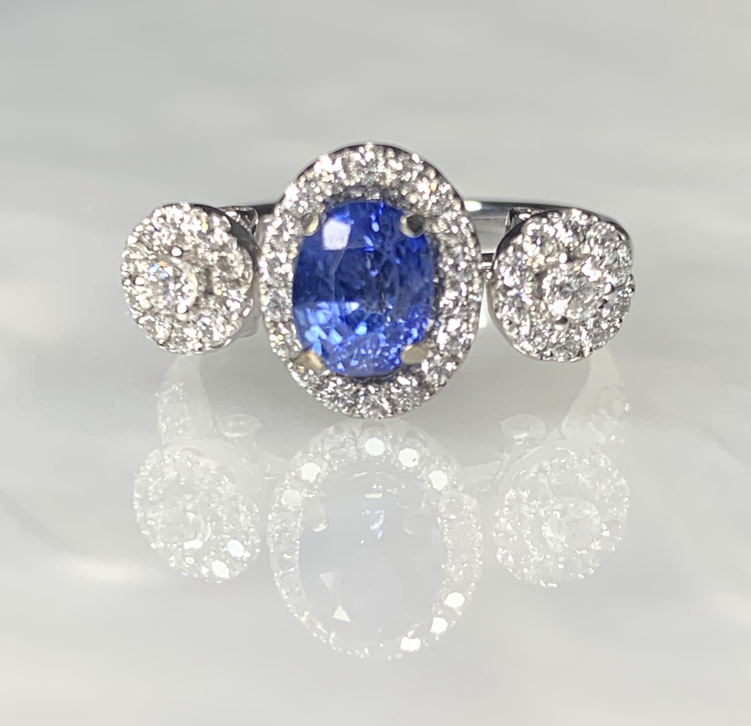 18K White Gold Oval Cut Blue Sapphire Diamond Ring