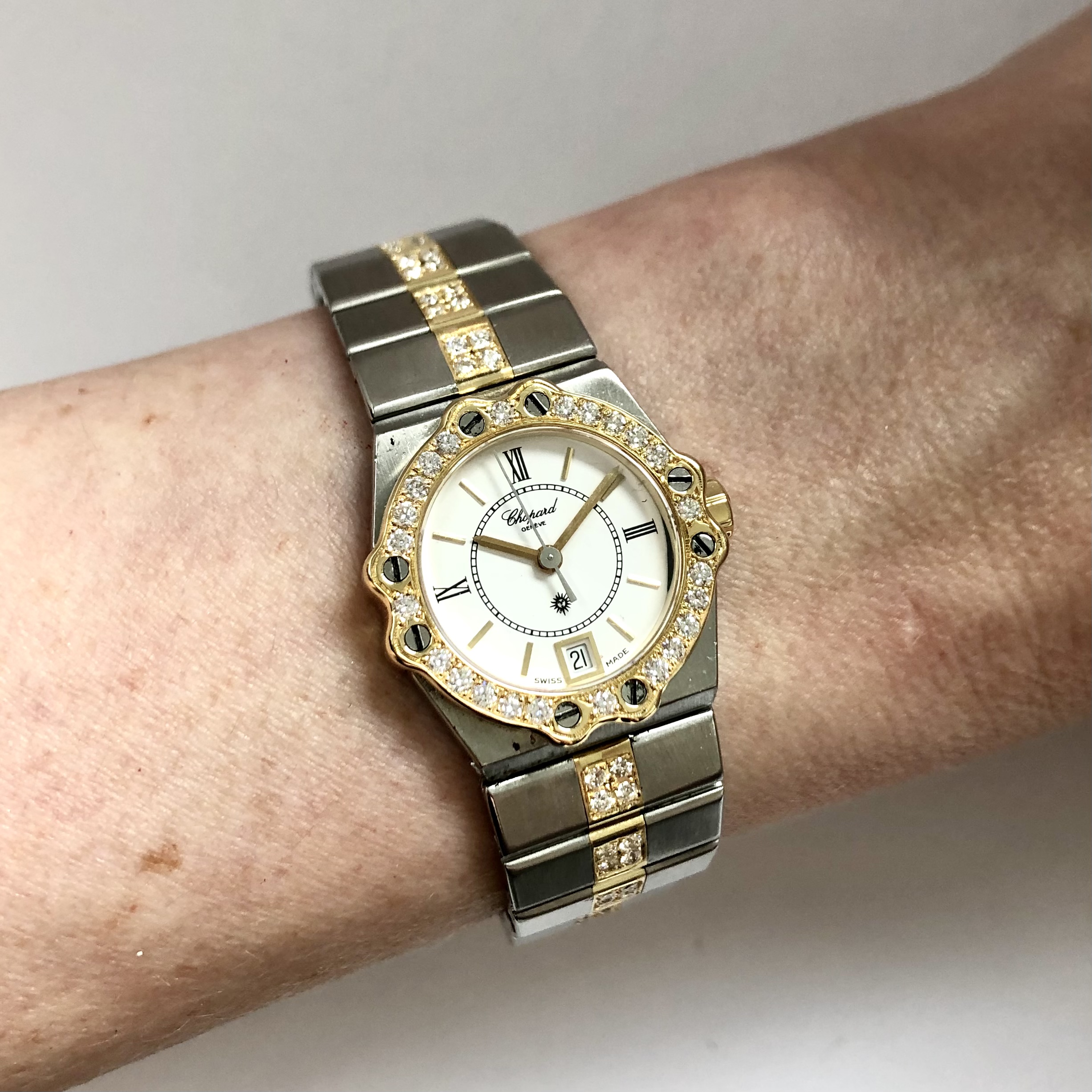 CHOPARD ST. MORITZ Quartz 24mm 18K Yellow Gold & Steel Watch  display picture 1