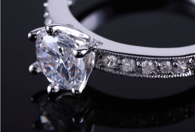 2.01 CT D/SI1 Round Brilliant Cut Diamond  GIA Certified Excellent Cut Grade