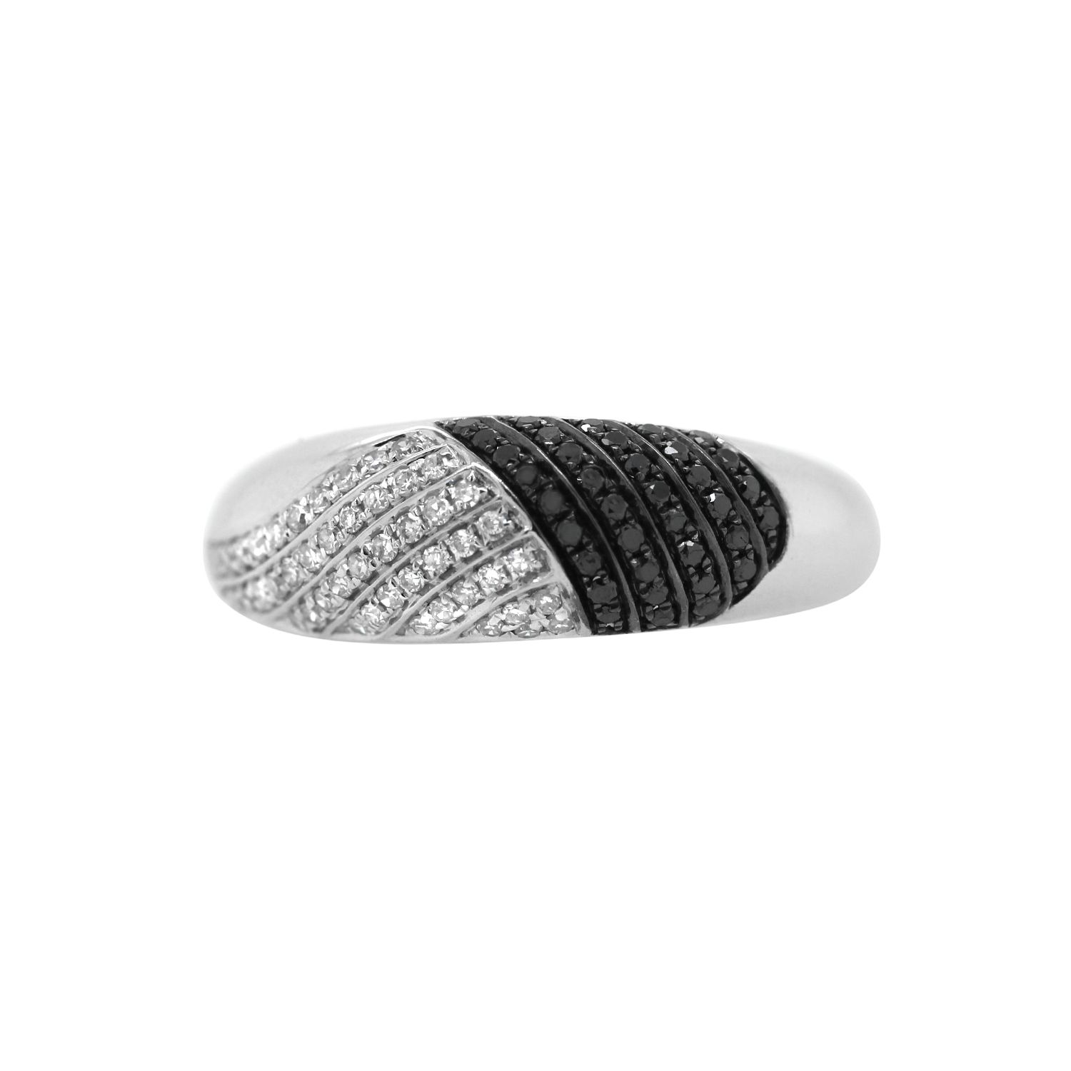 18k White Gold Black and White Diamond Ring