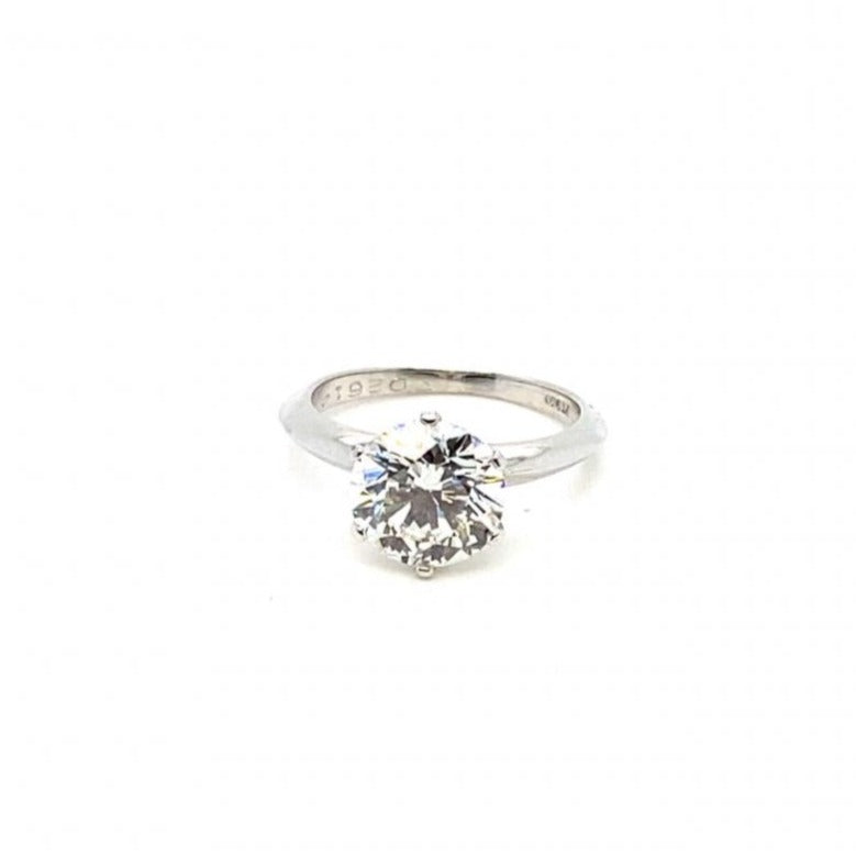 Pre-Owned 2.03ctw Tiffany  Co. Round Diamond Engagement Ring Platinum